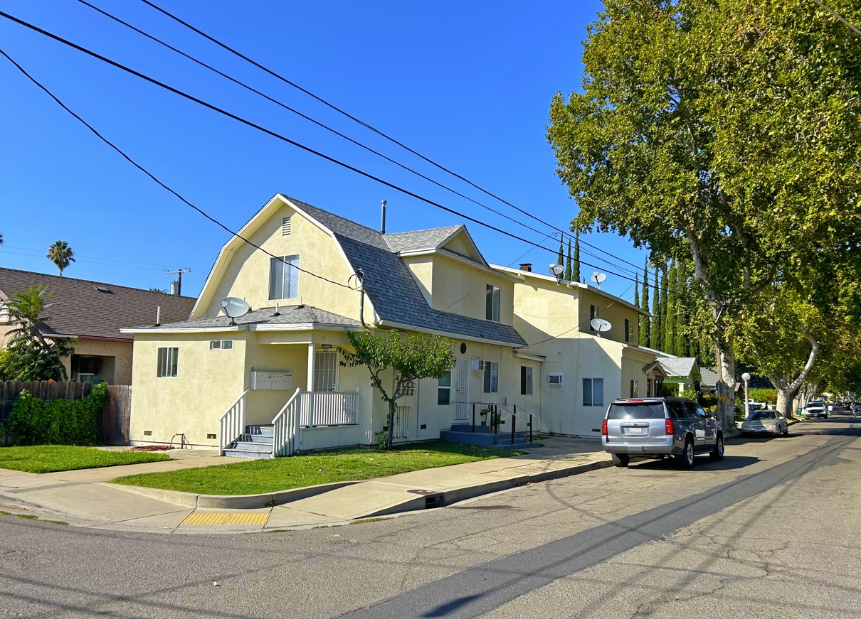 101 De Force Ave, Lodi, CA 95240