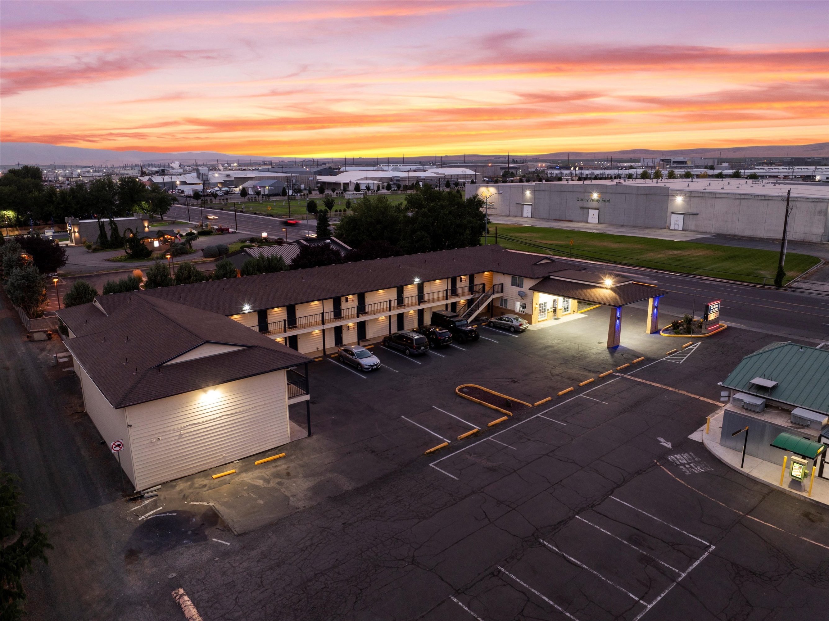 500 F SW St, Quincy, WA 98848-1366