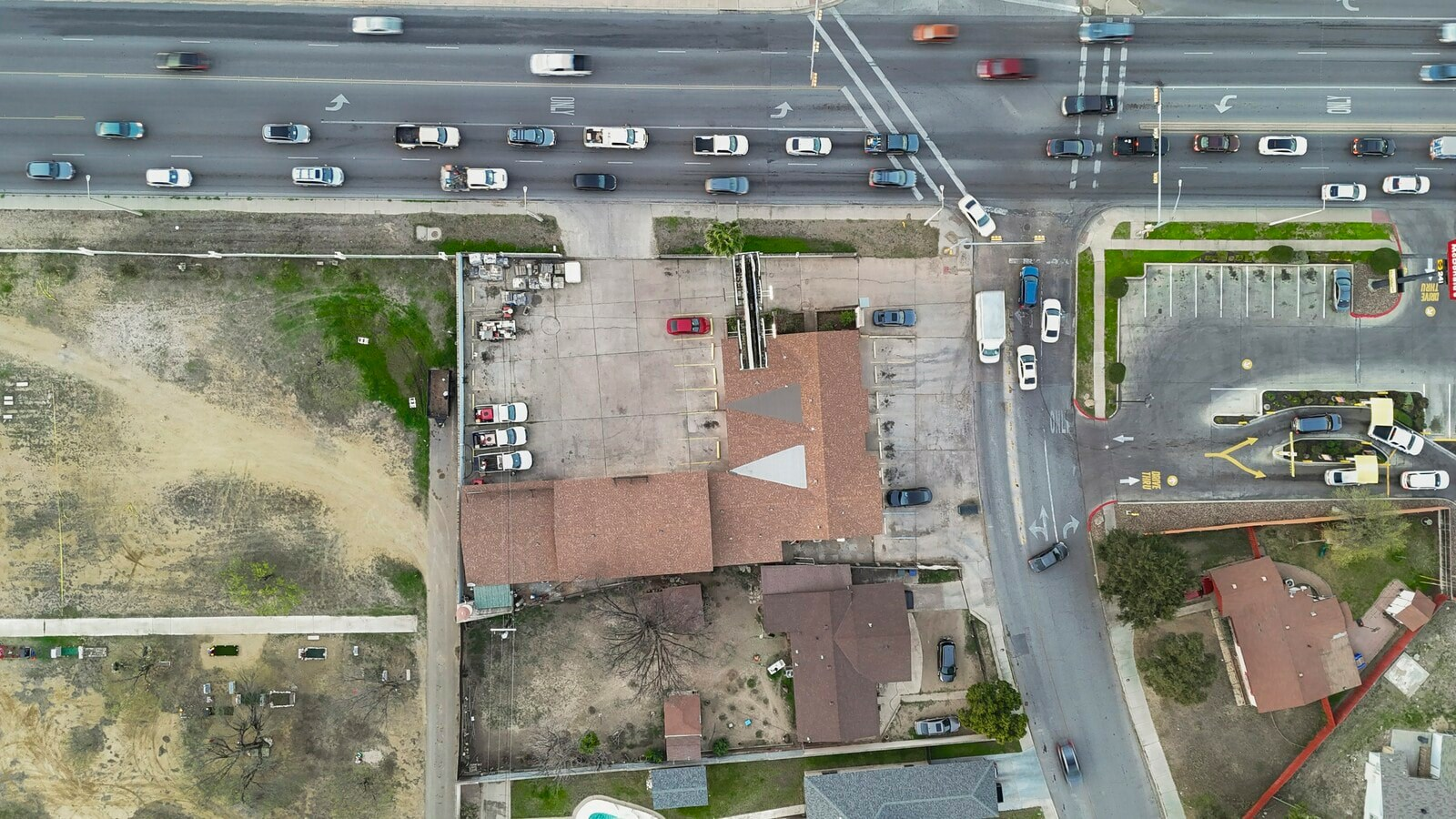 1919 E Saunders St, Laredo, TX 78041