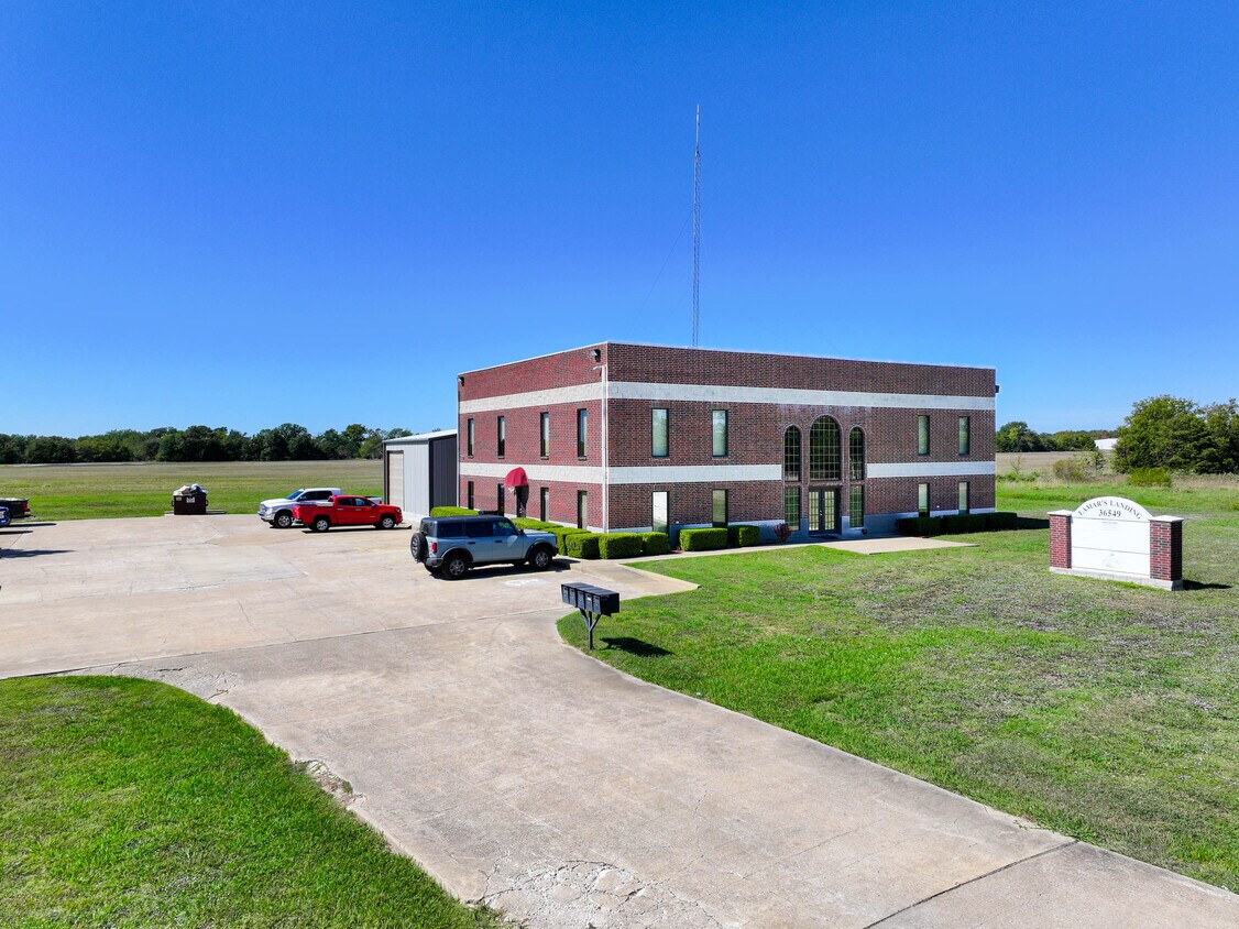 36549 State Highway 64, Wills Point, TX 75169