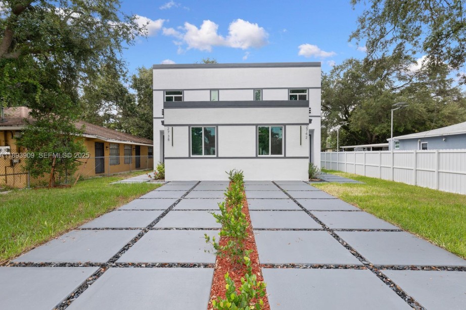 2742 NW 48Th St, Miami, FL 33142