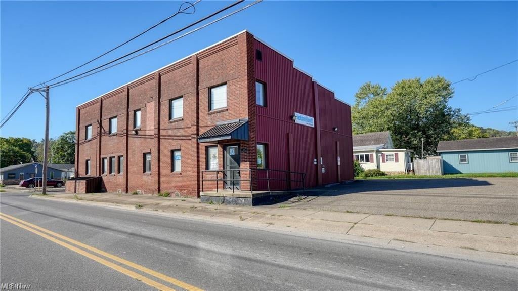 918 Woodlawn Ave, Cambridge, OH 43725