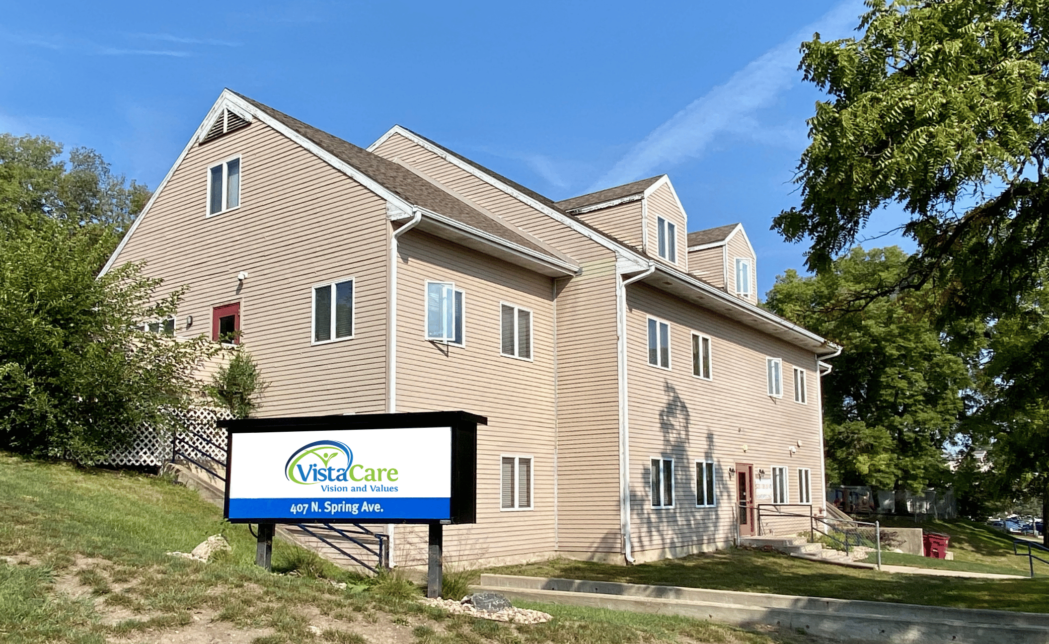 407 N Spring Ave, Sioux Falls, SD 57104