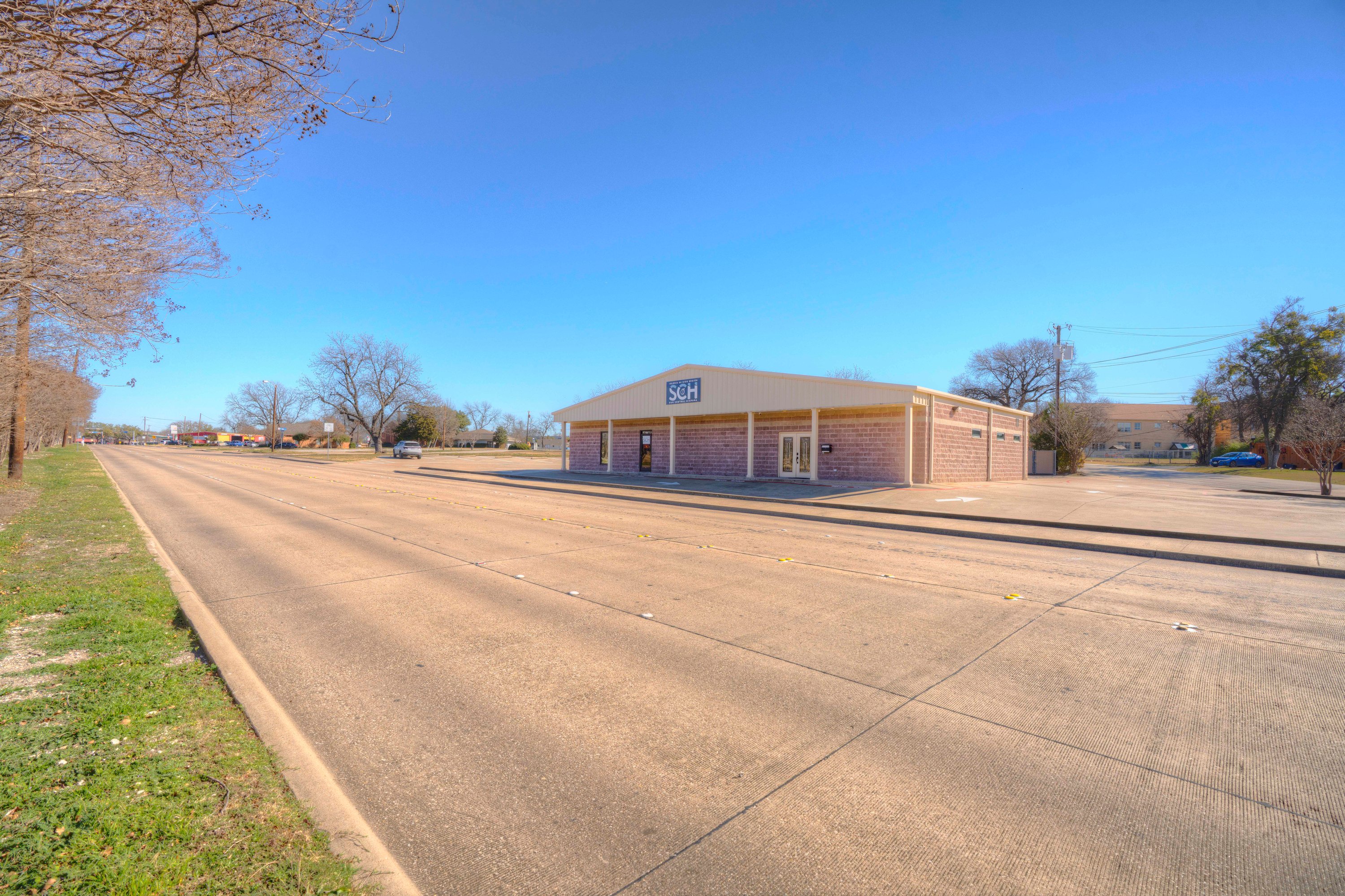300 S Santa Fe Trl, Duncanville, TX 75116
