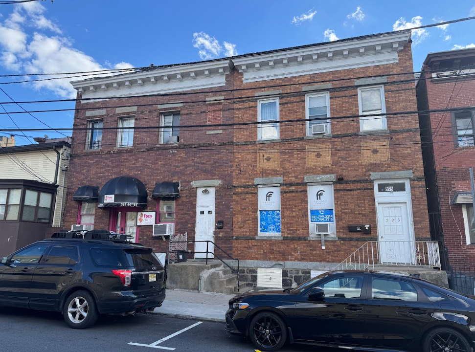 591 60Th St, West New York, NJ 07093