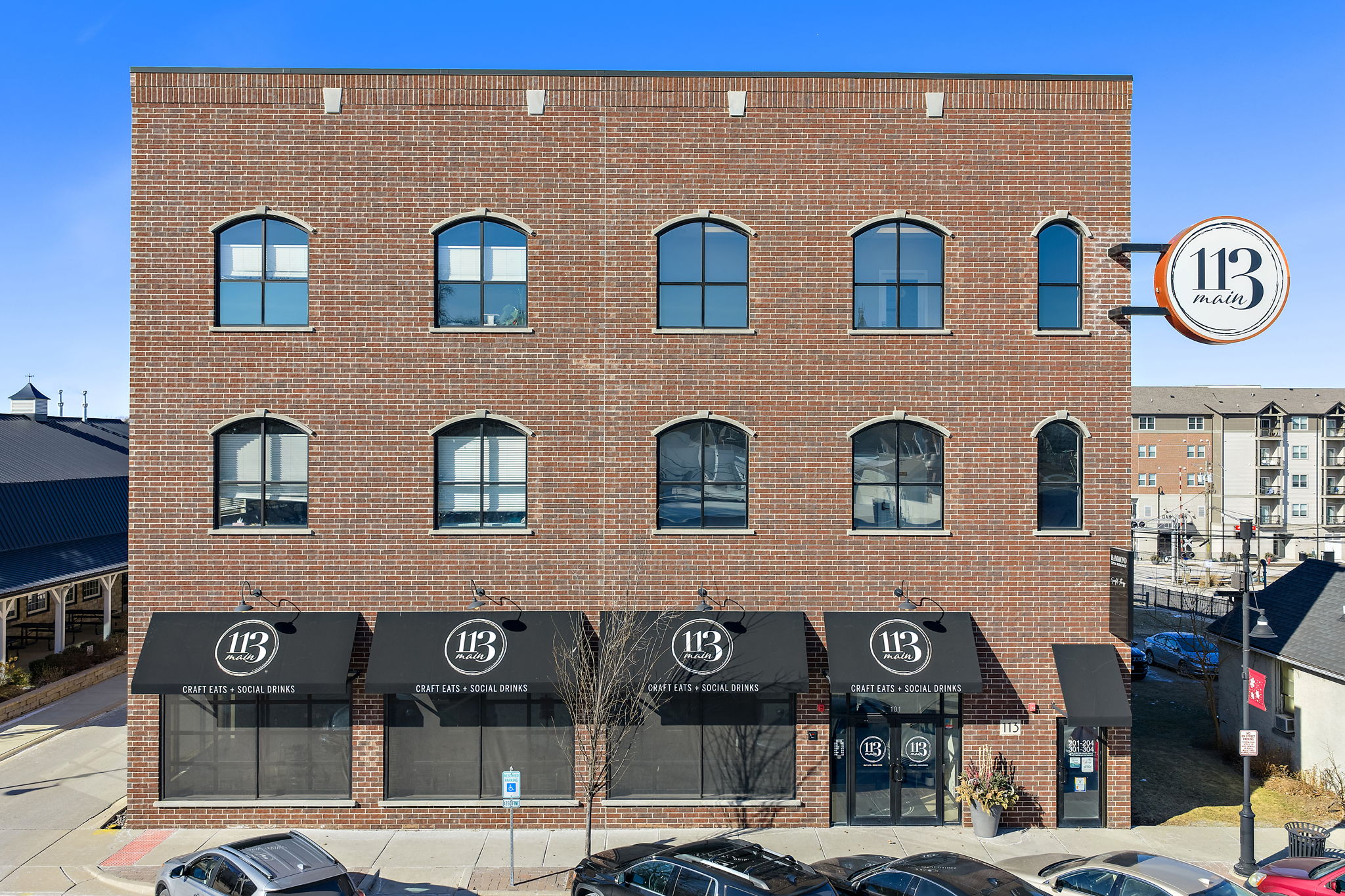 113 Main St, Oswego, IL 60543