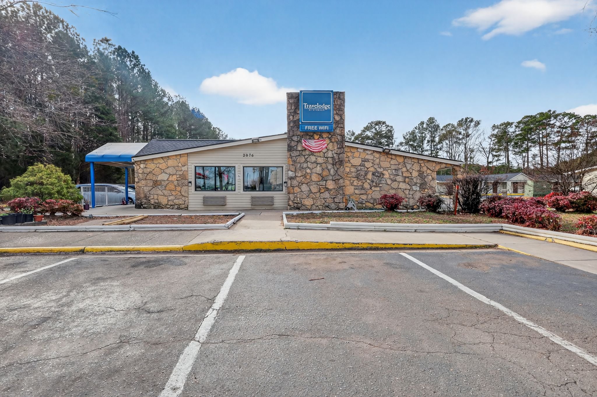 2076 Cedar Creek Rd, Fayetteville, NC 28312