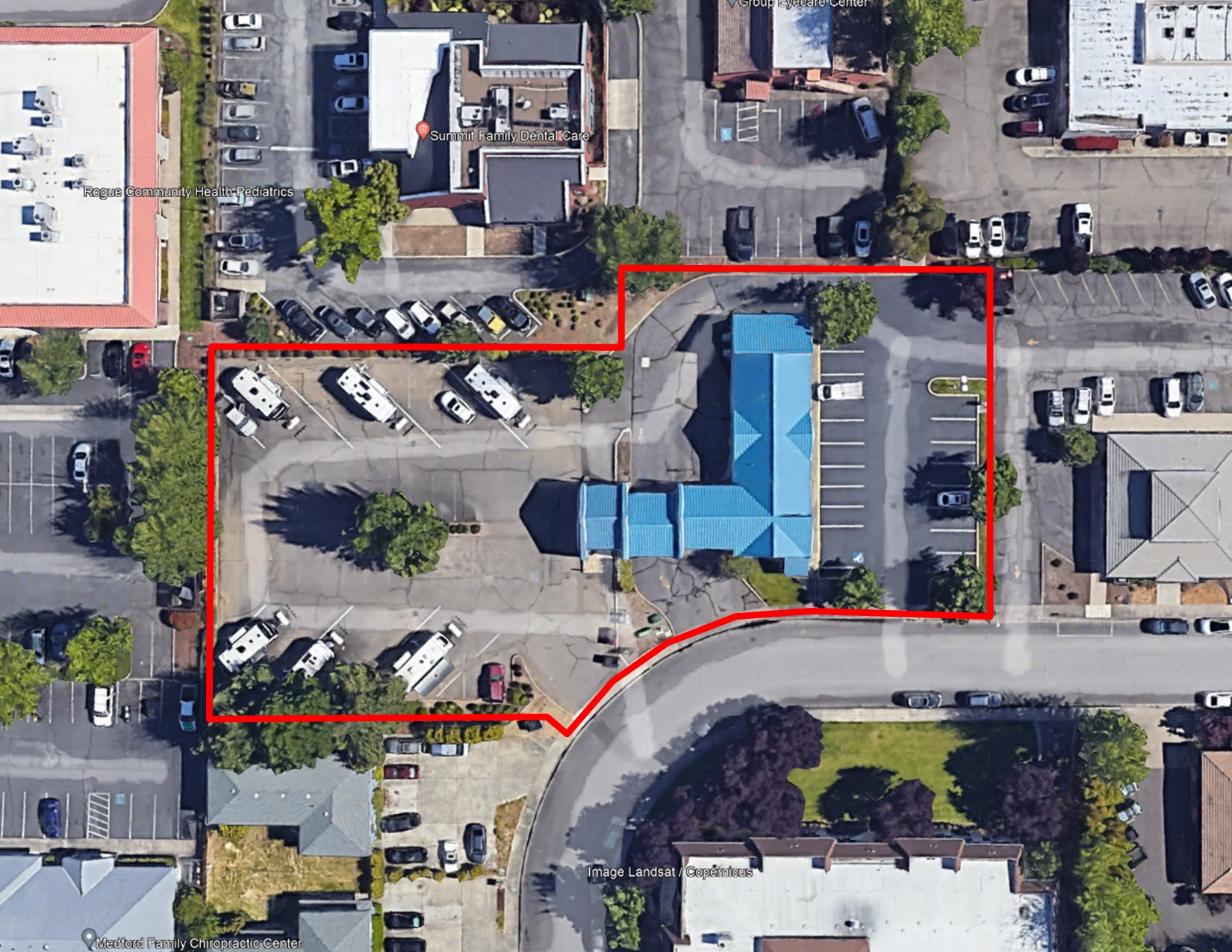 1085 Royal Ct, Medford, OR 97504