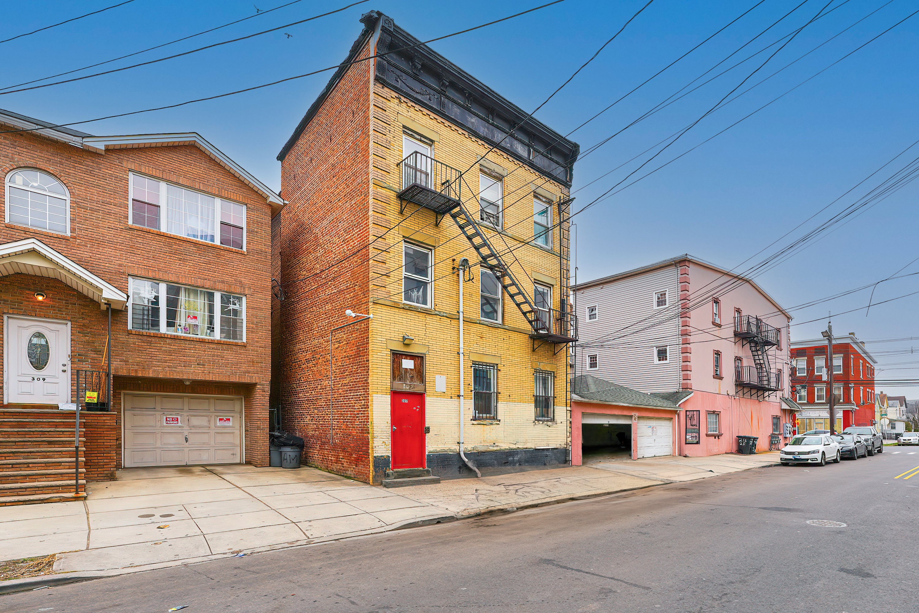 307 Bond St, Elizabeth, NJ 07206
