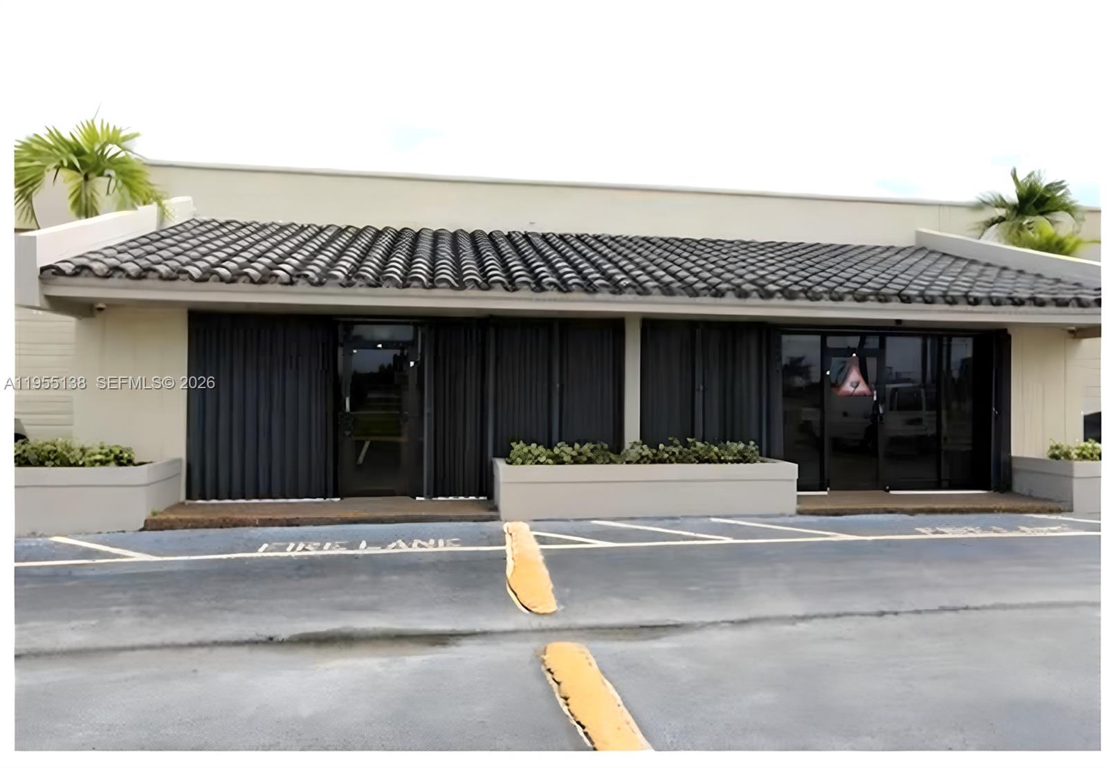 6135 NW 167Th St,Unit E19, Hialeah, FL 33015