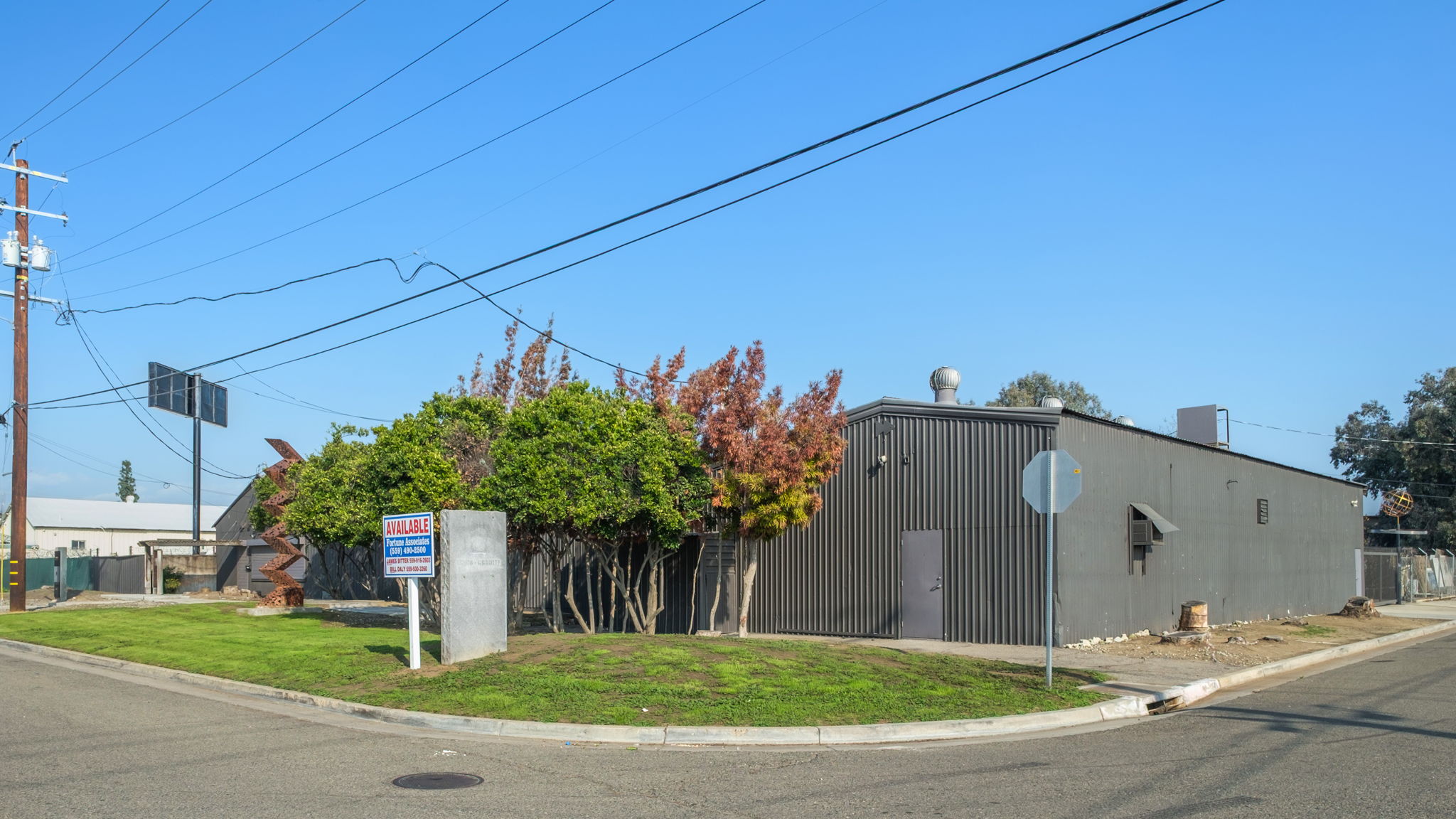 1520 N Sierra Vista Ave, Fresno, CA 93703