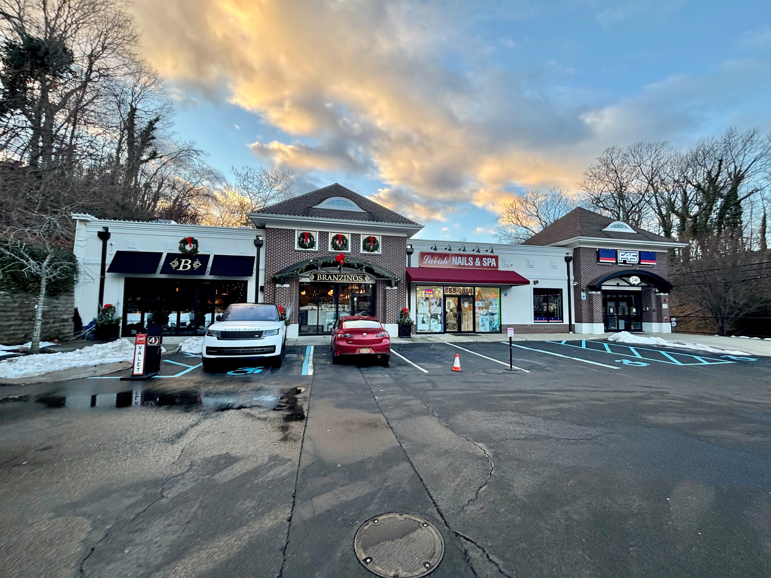 240 Fort Salonga Rd, Northport, NY 11768