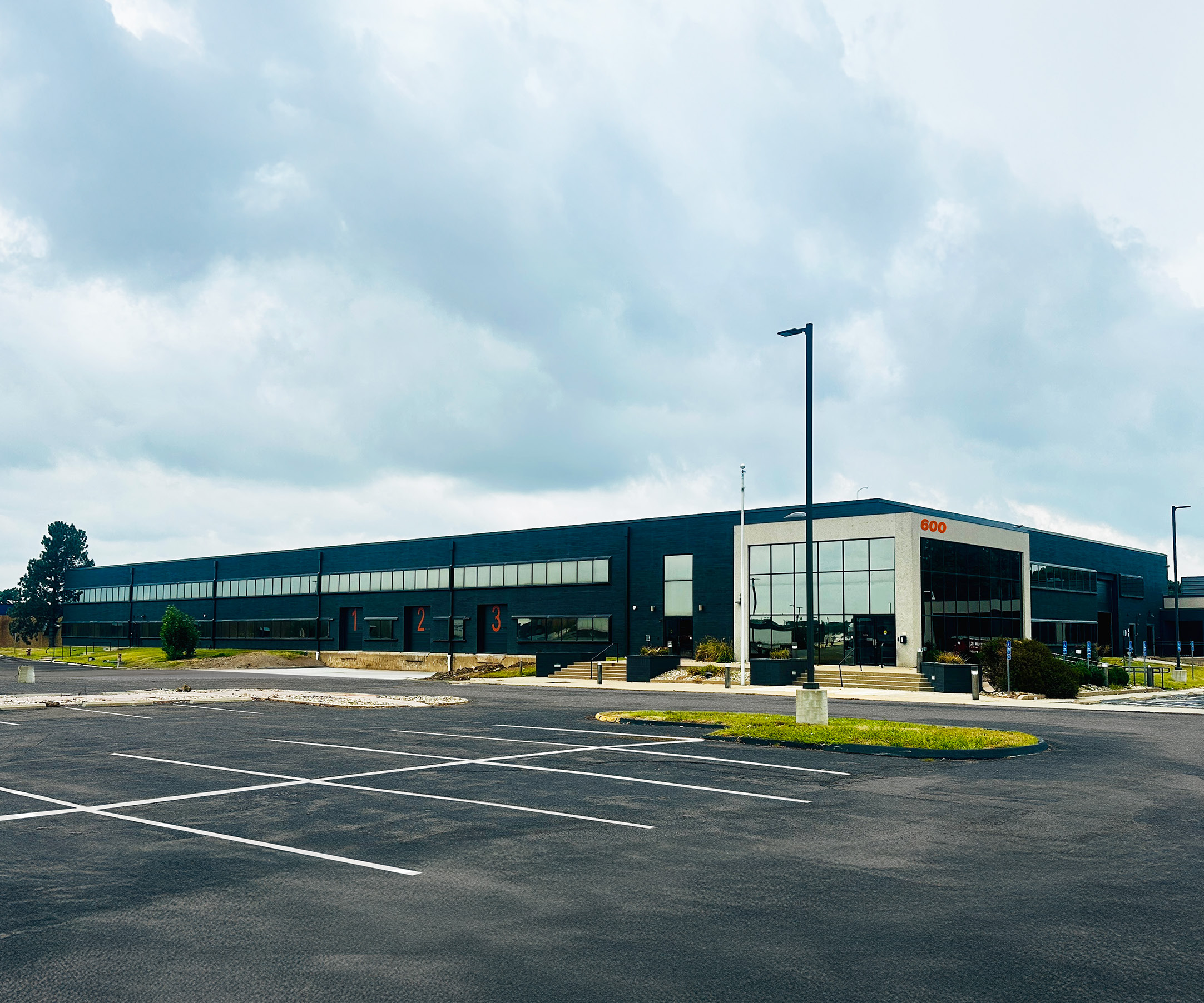 600 James S Mcdonnell Blvd, Hazelwood, MO 63042