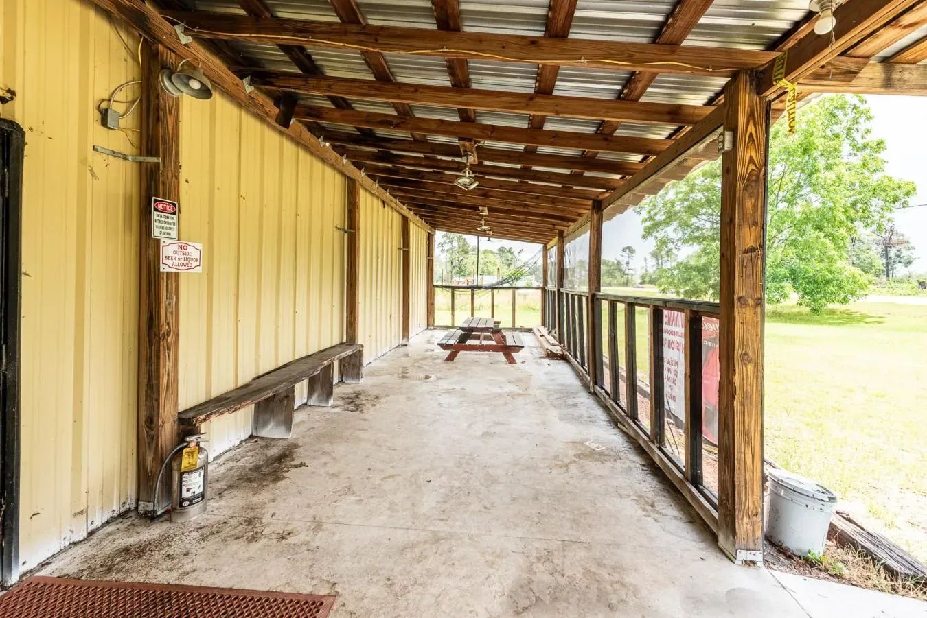 609 Main St, Willacoochee, GA 31650