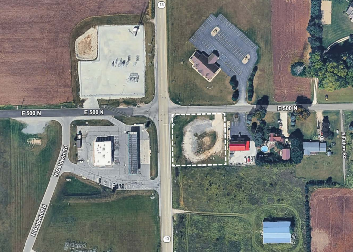8049 E 500 N, Leesburg, IN 46538