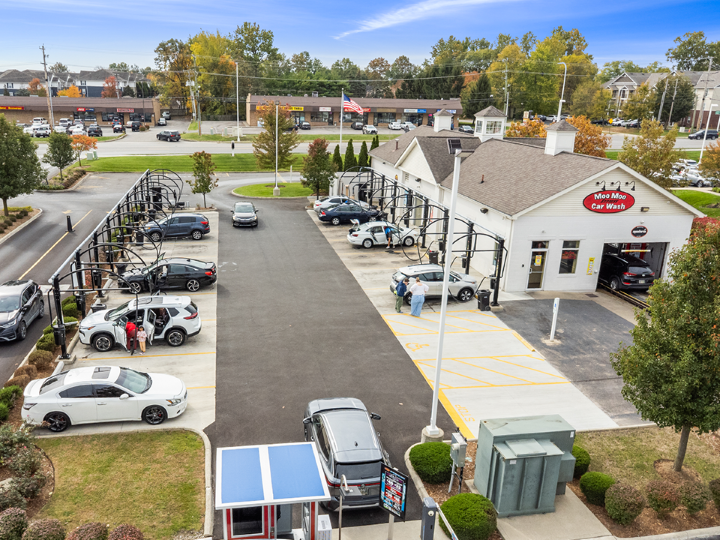 460 Lazelle Rd, Columbus, OH 43240