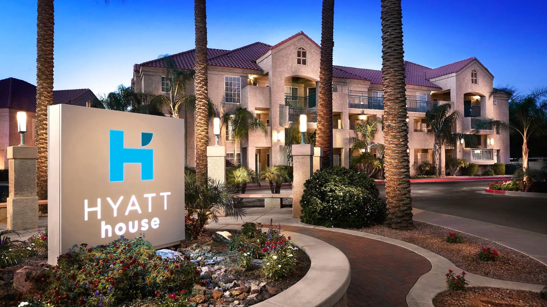 4245 N Drinkwater Blvd, Scottsdale, AZ 85251