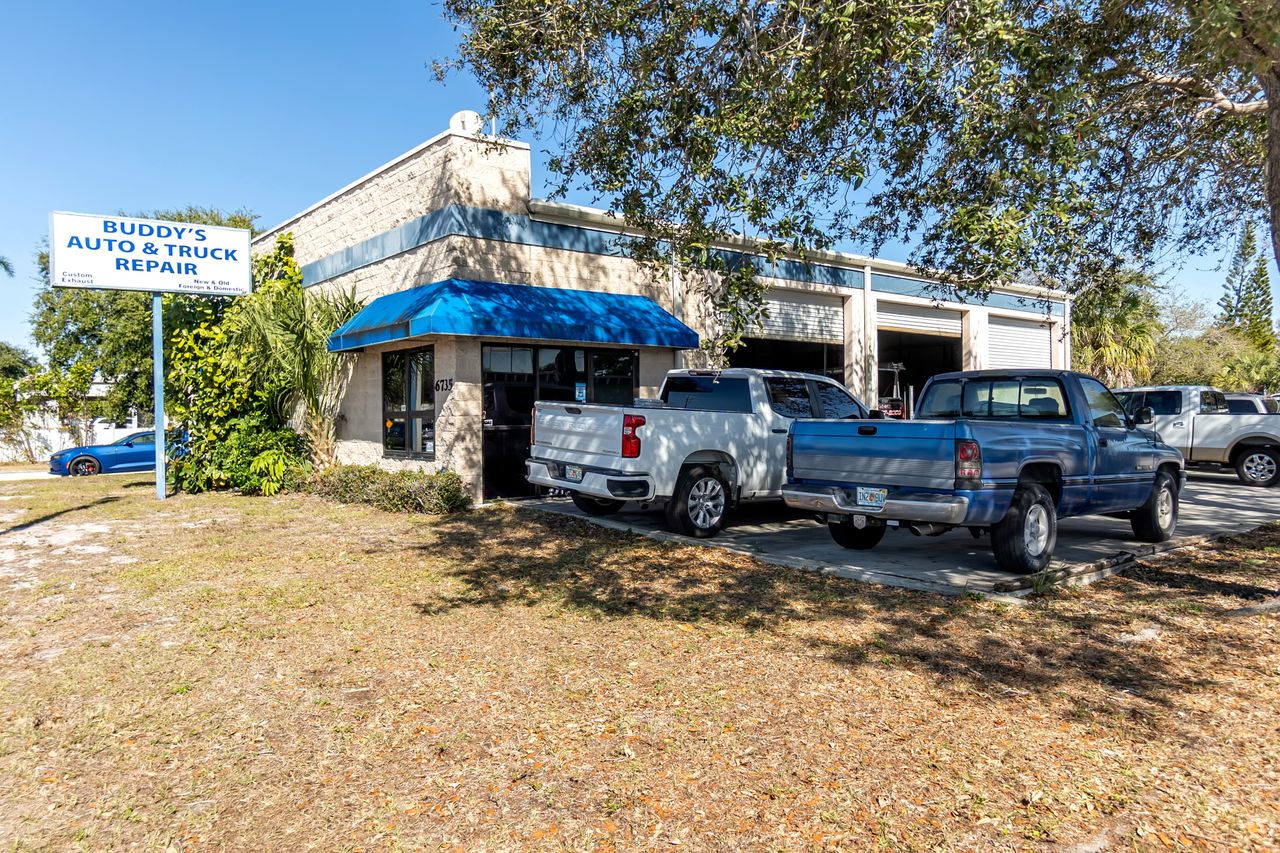 6735 14Th St W, Bradenton, FL 34207