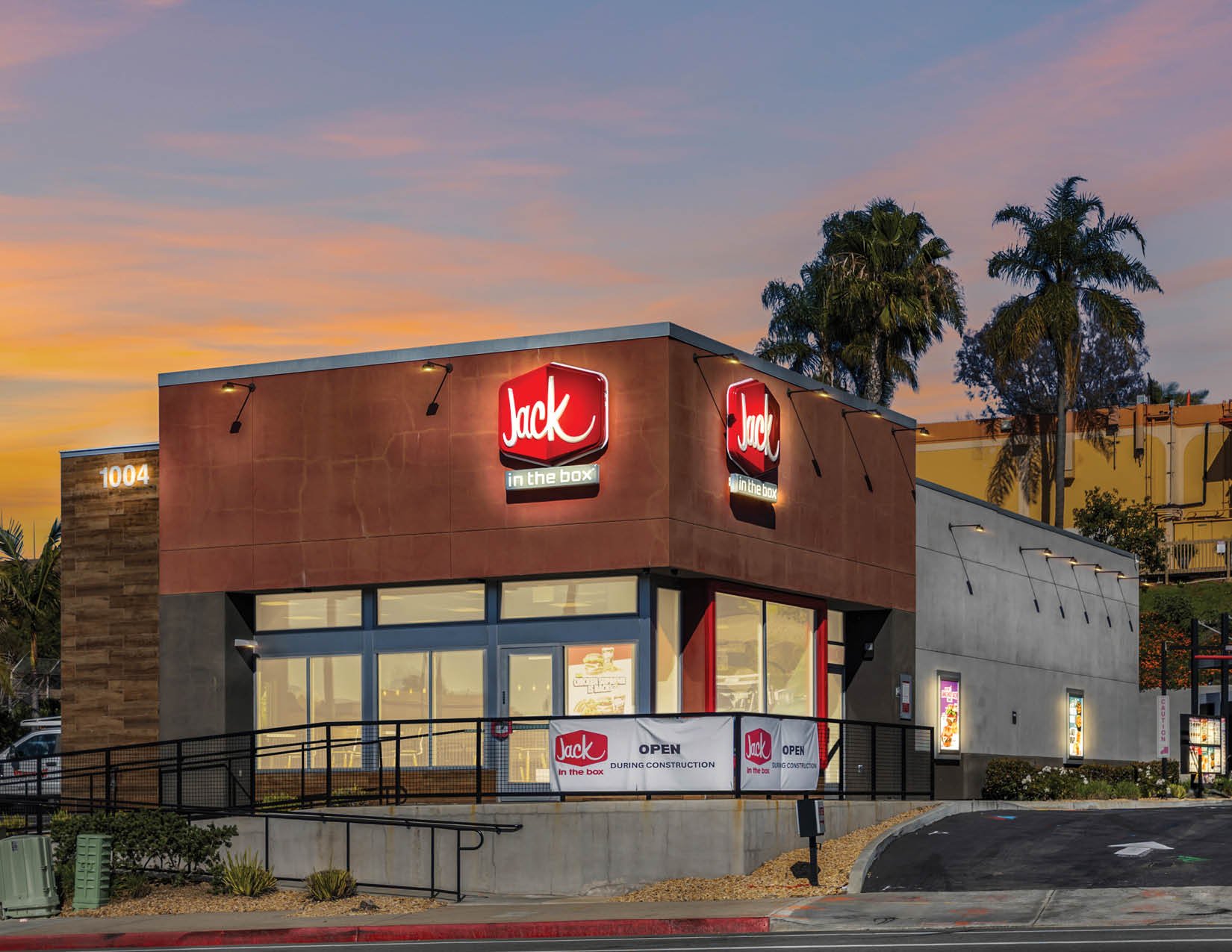 1004 S Santa Fe Ave, Vista, CA 92084