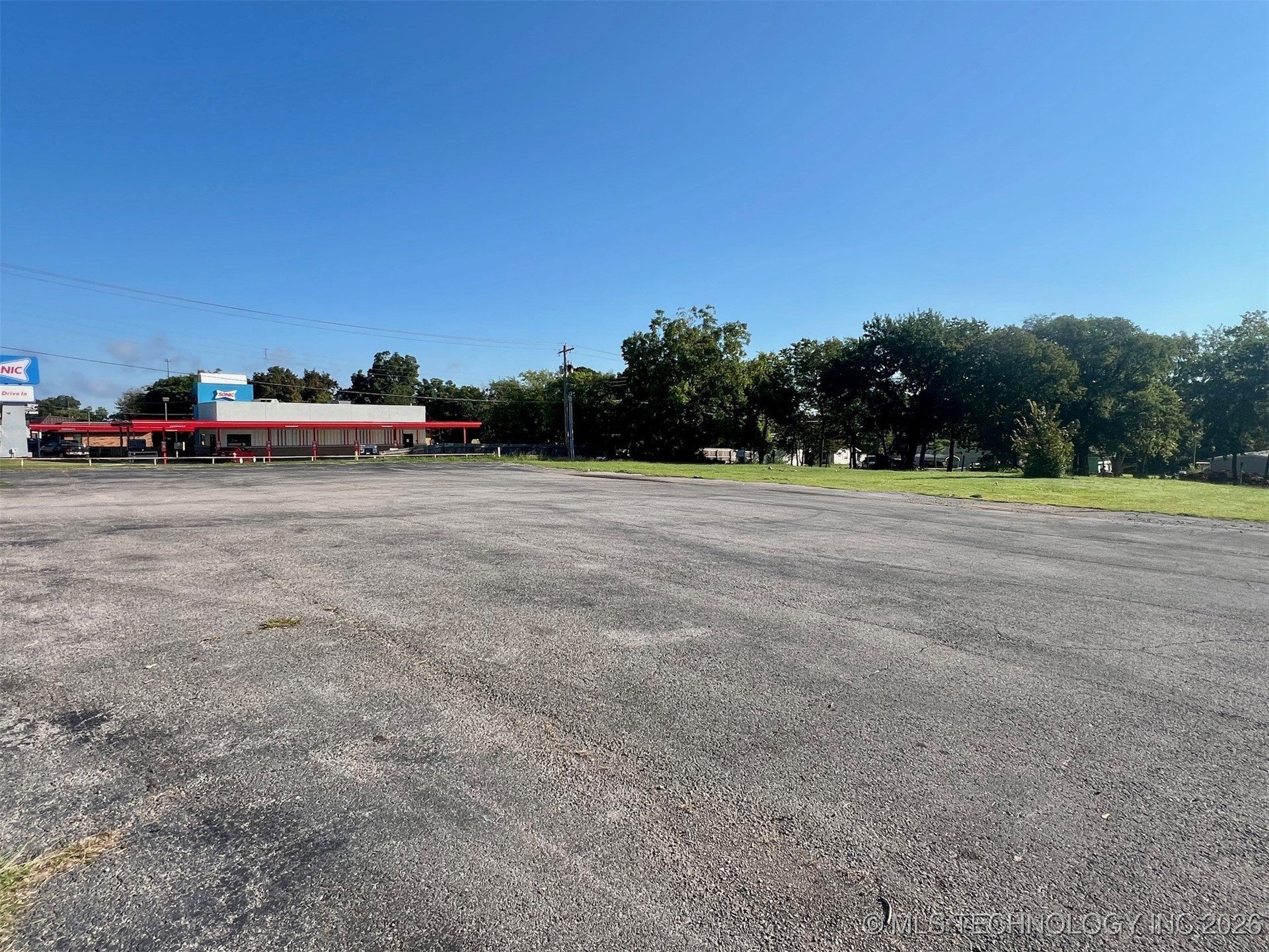 700 N 1St St N, Madill, OK 73446