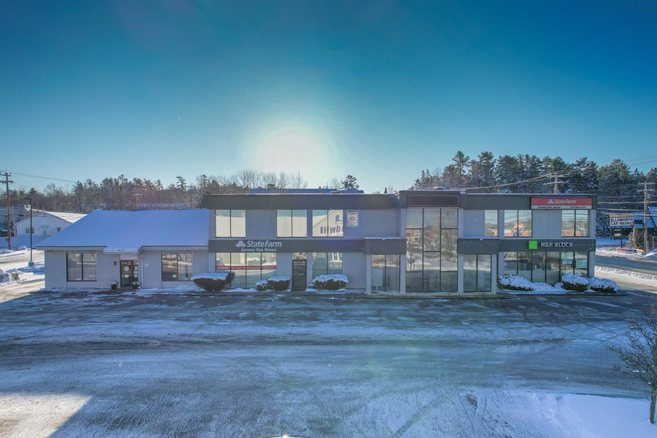 270 High St, Ellsworth, ME 04605