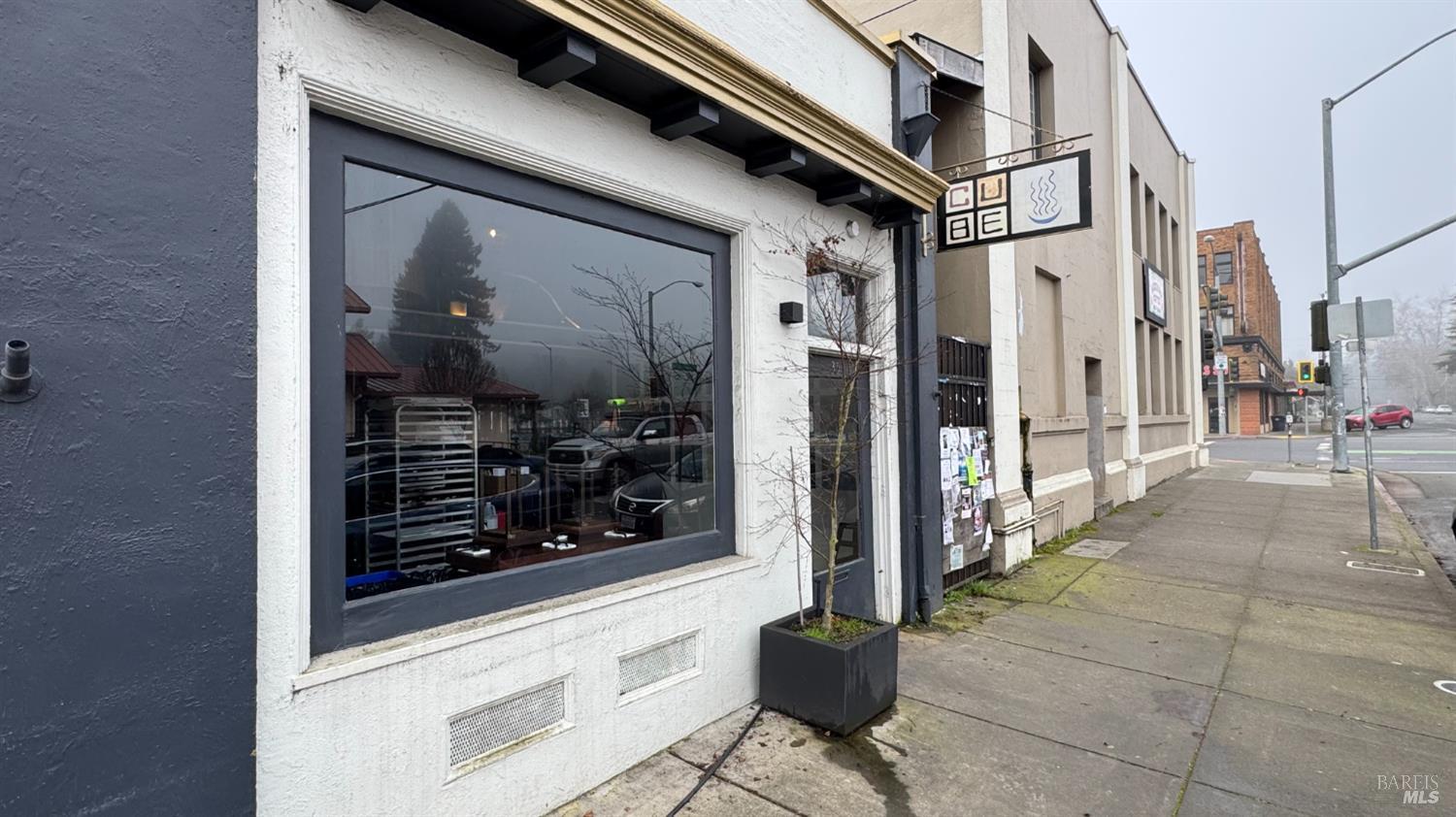 35 E Commercial St, Willits, CA 95490