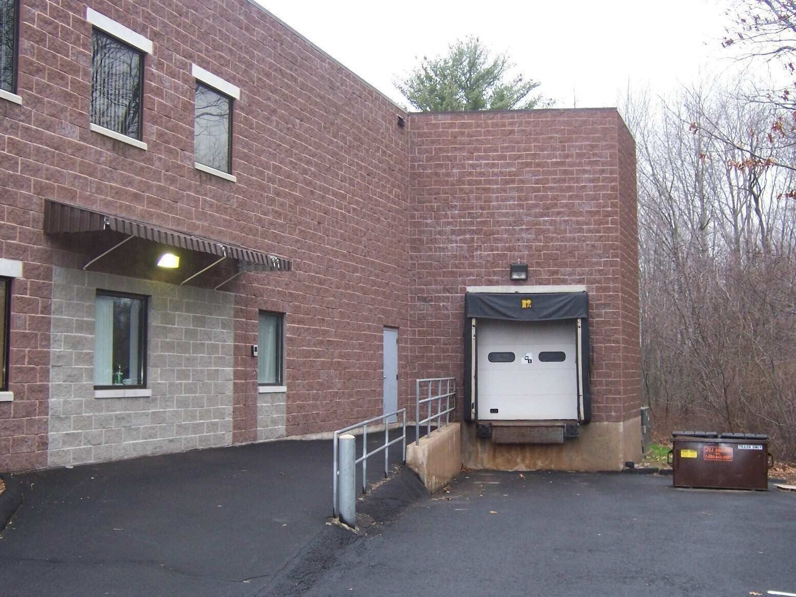 41 Sequin Dr, Glastonbury, CT 06033