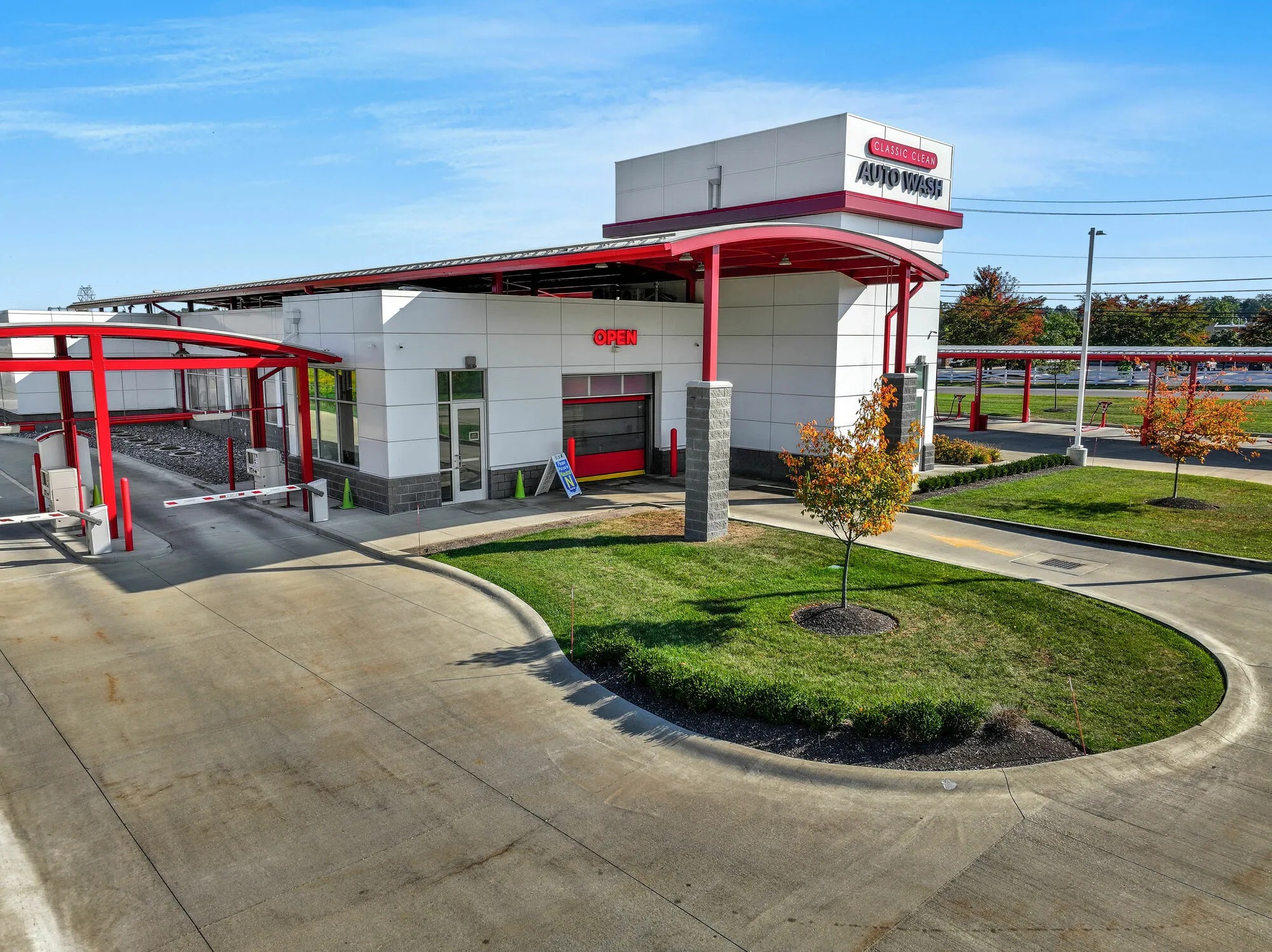 2606 Green Rd, Madison, OH 44057