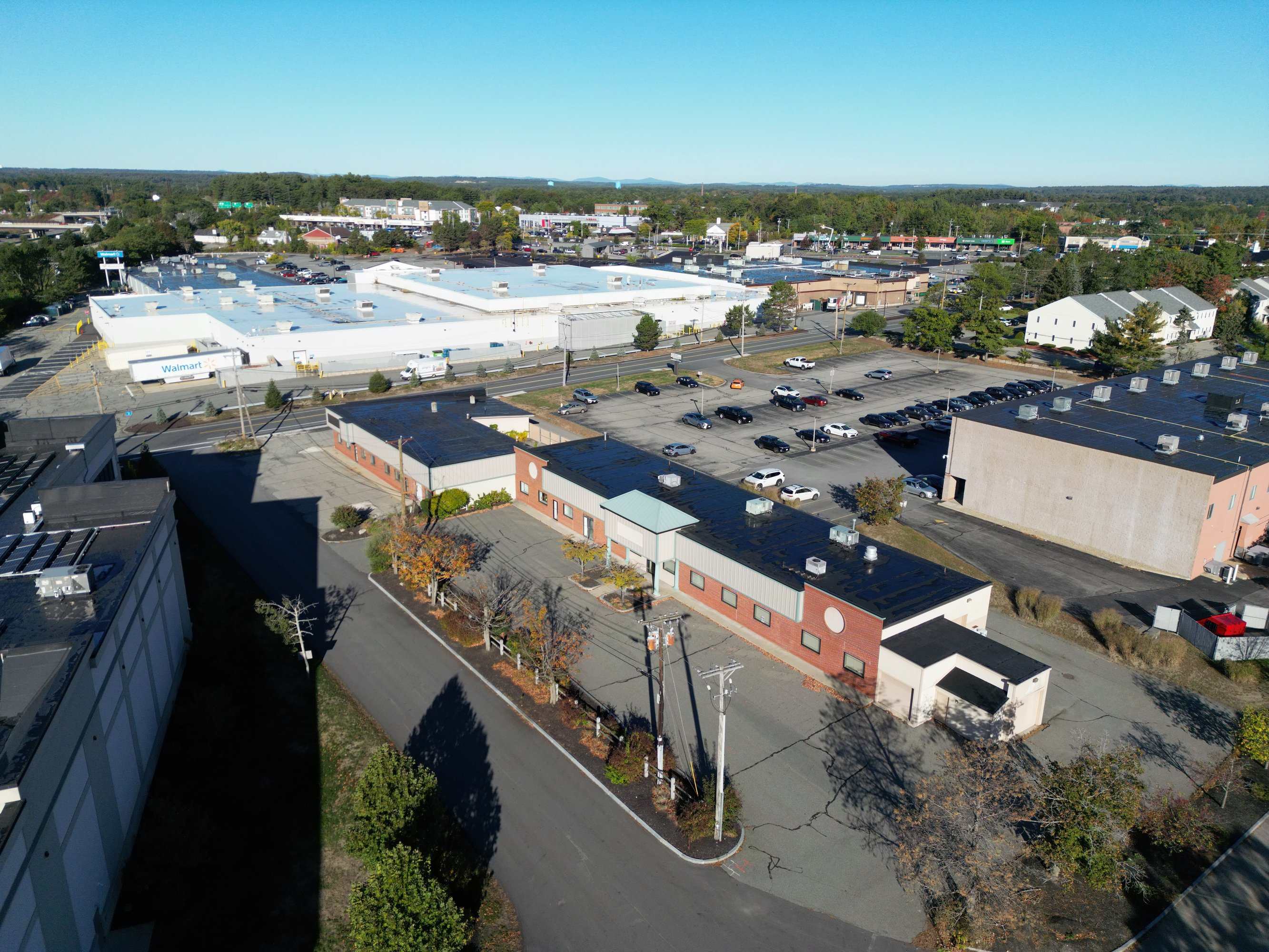 61 Parkhurst Rd, Chelmsford, MA 01824