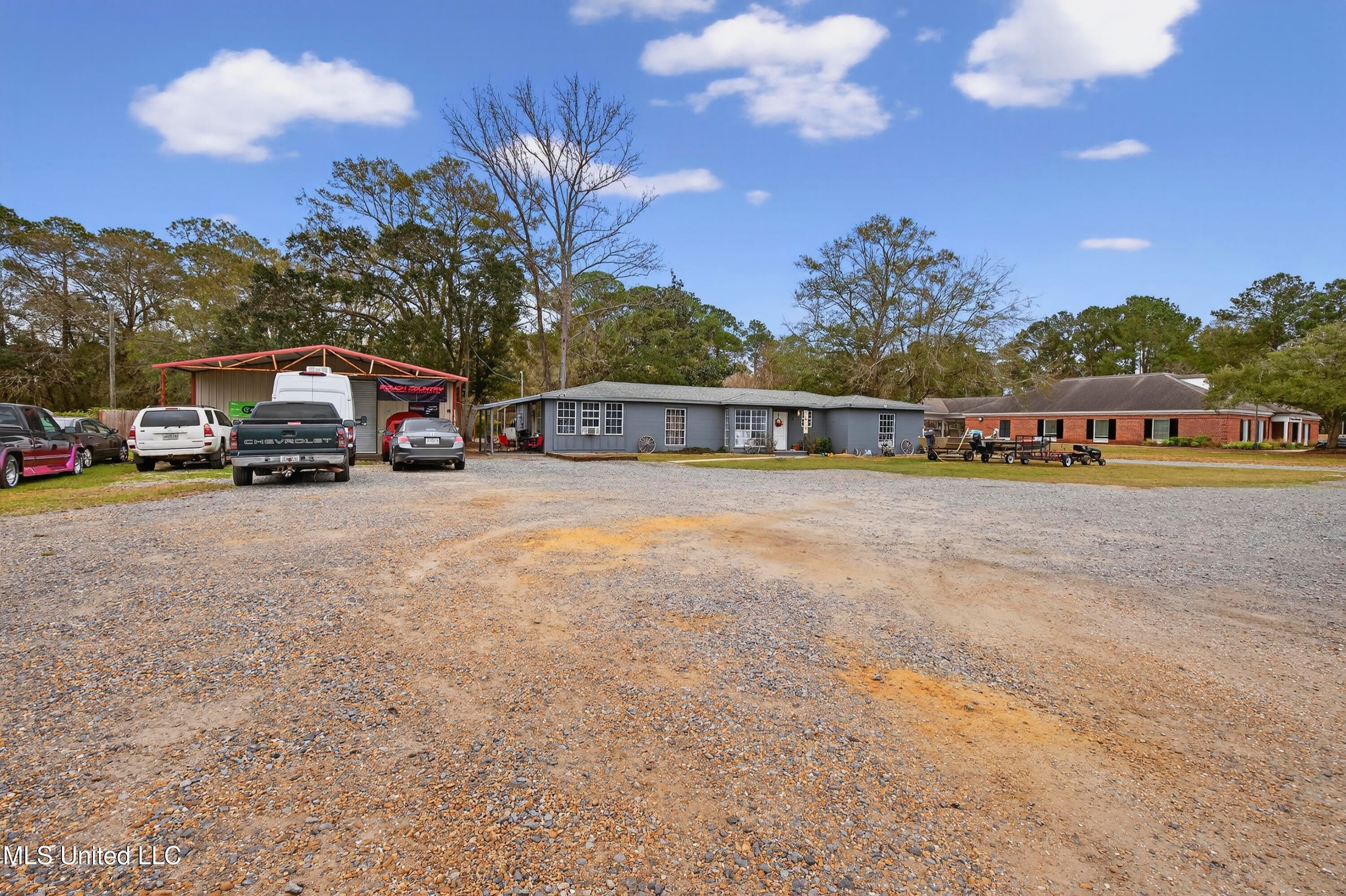 7621 Elder Ferry Rd, Moss Point, MS 39563