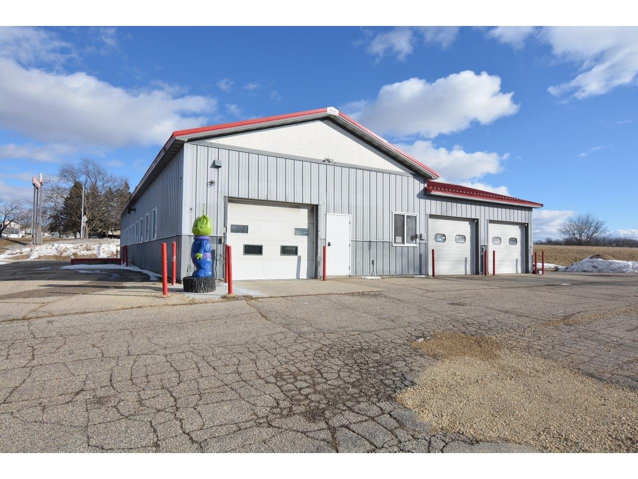 606 10Th St, Monroe, WI 53566