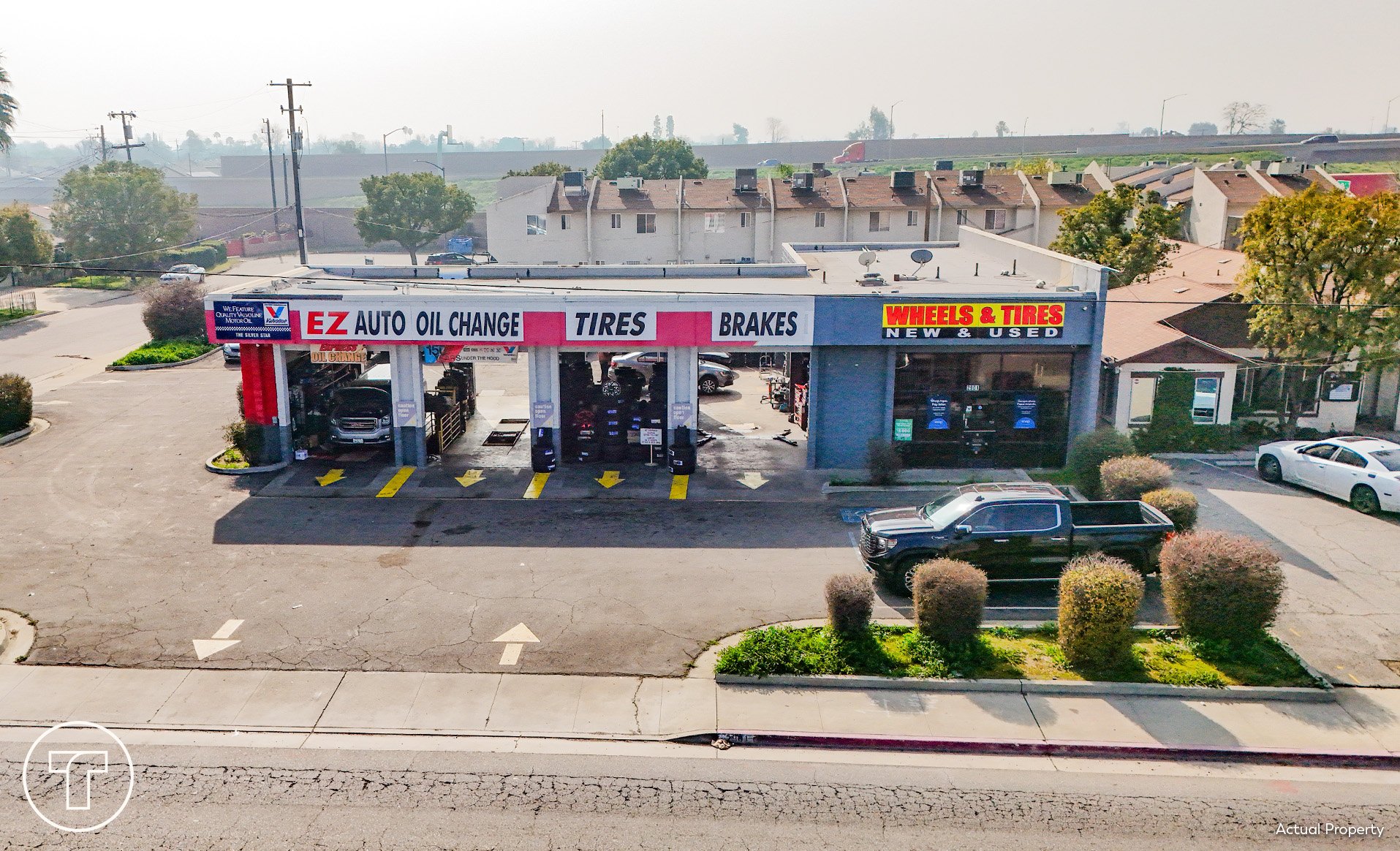 2901 Brundage Ln, Bakersfield, CA 93304