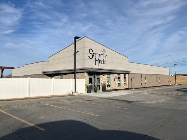 20120 Pierce St, Omaha, NE 68130