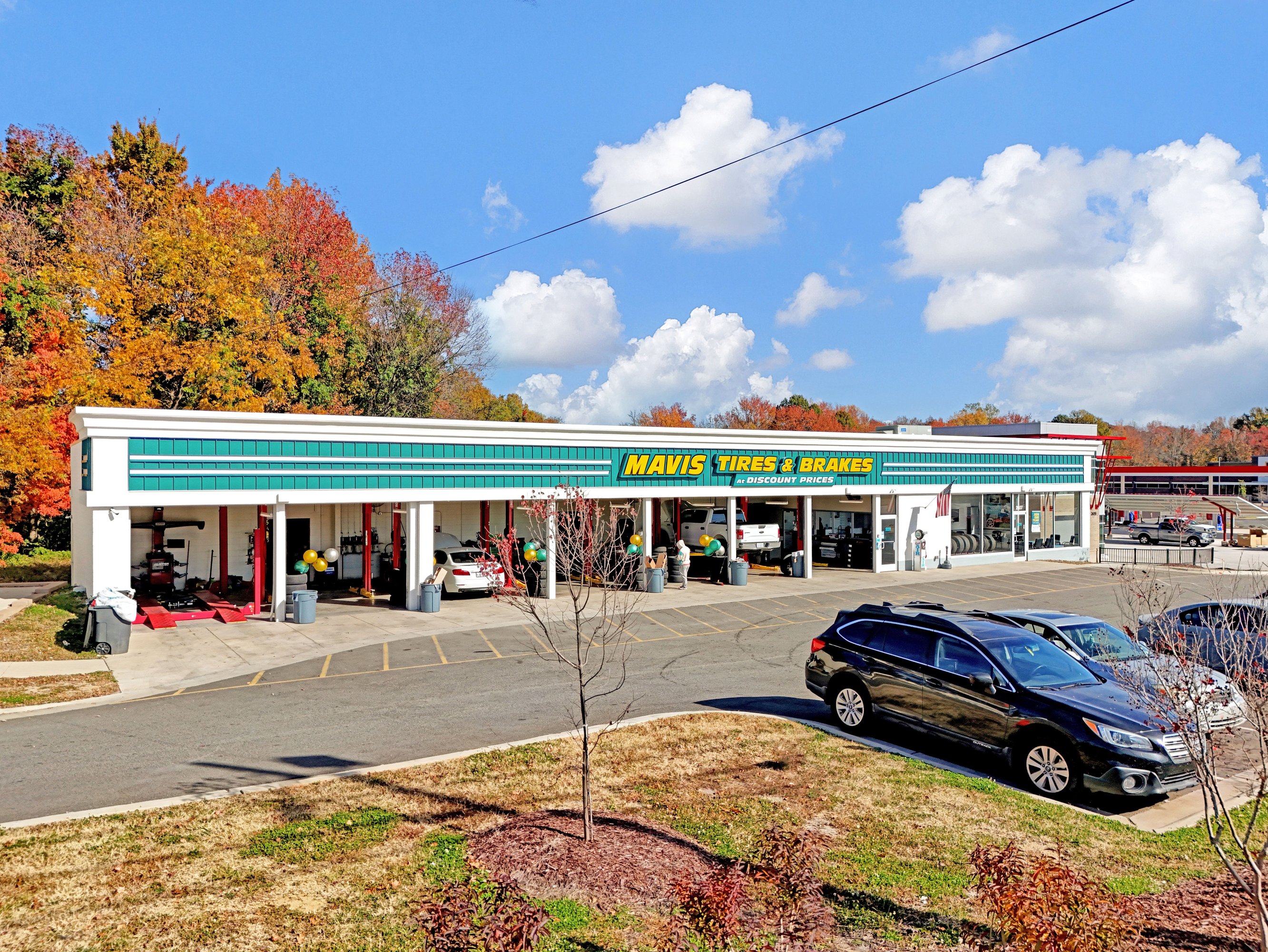 2607 S Main St, High Point, NC 27263