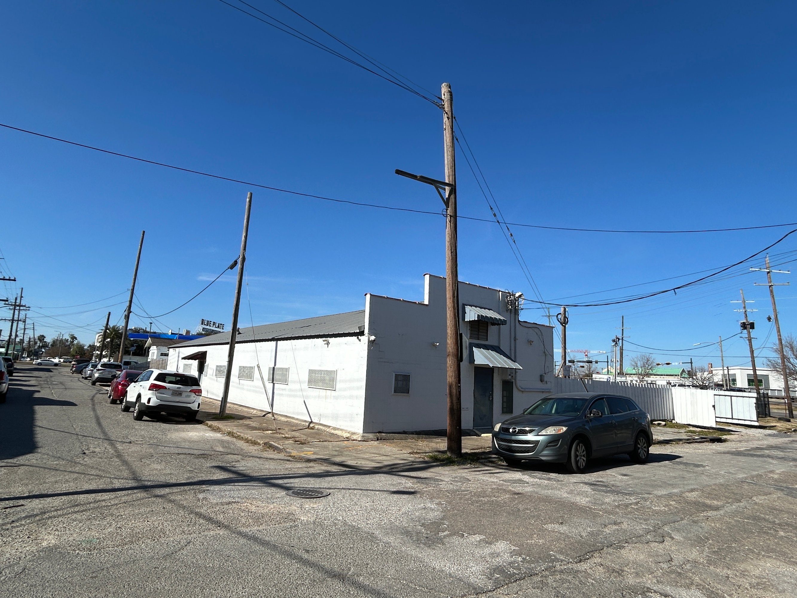1313 S Rendon St, New Orleans, LA 70125