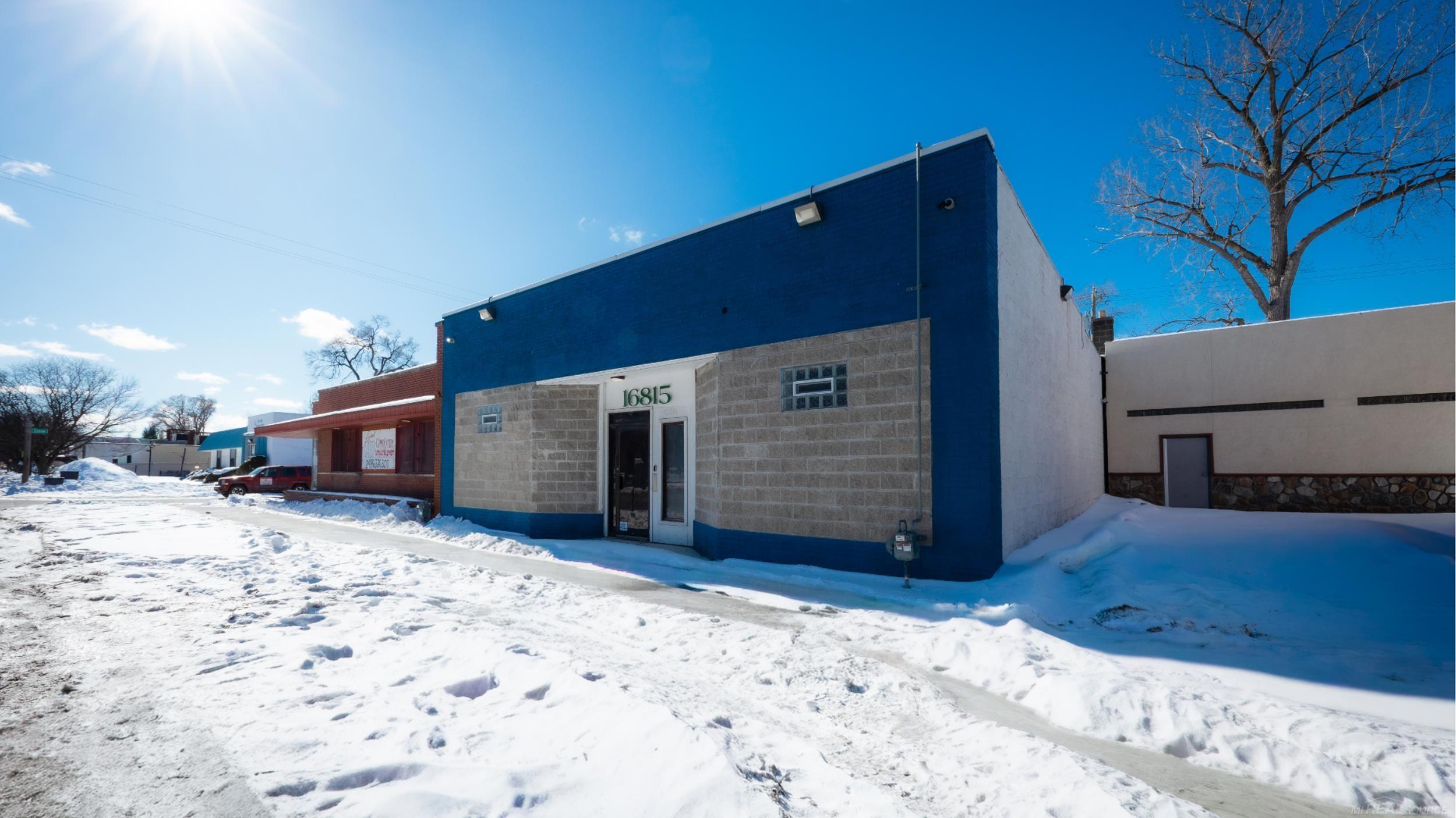 16813 Wyoming St, Detroit, MI 48221
