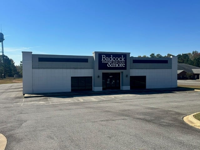 6377 Oak St, Eastman, GA 31023