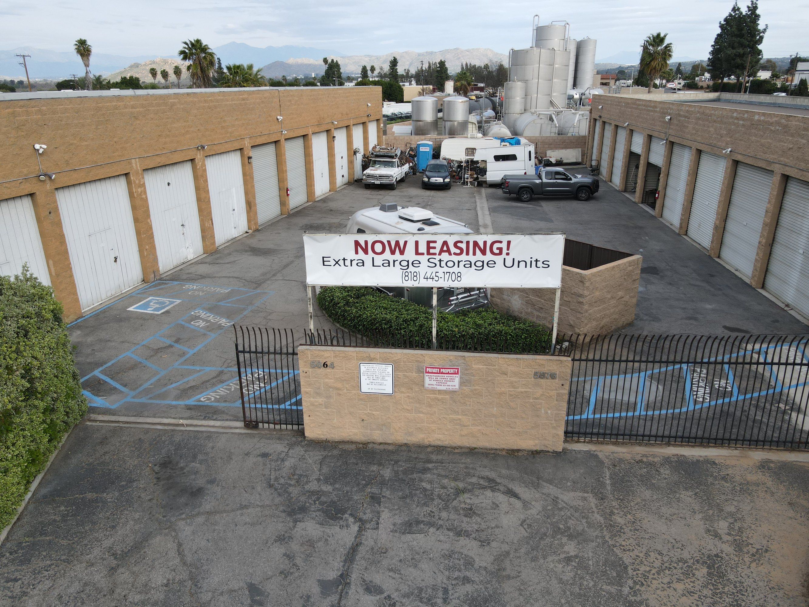 5870 Jasmine St, Riverside, CA 92504