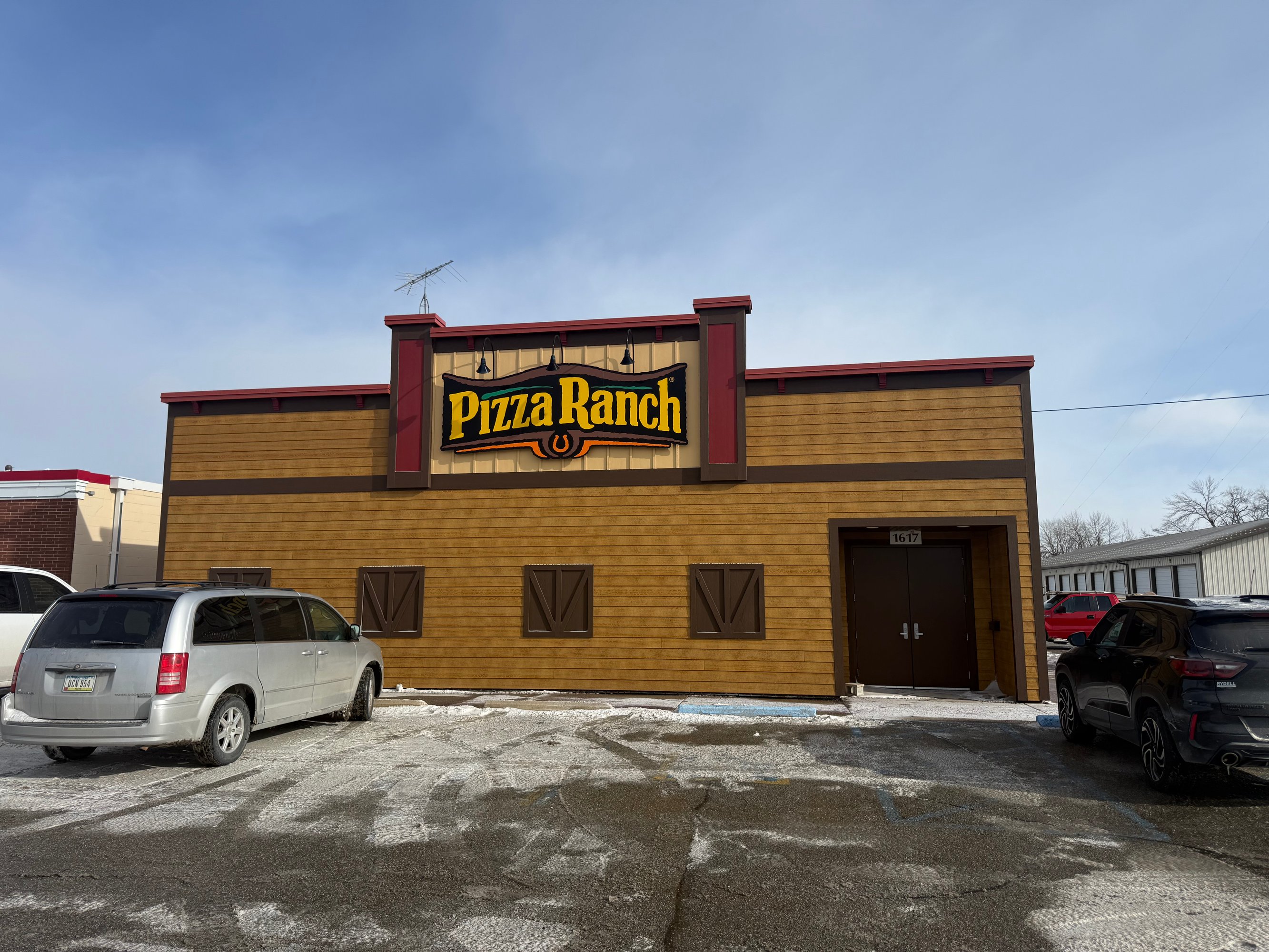 1617 S Monroe Ave, Mason City, IA 50401