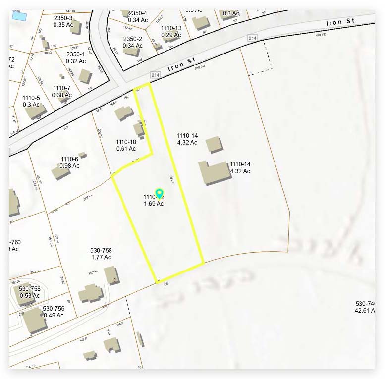 12 Iron St, Ledyard, CT 06339