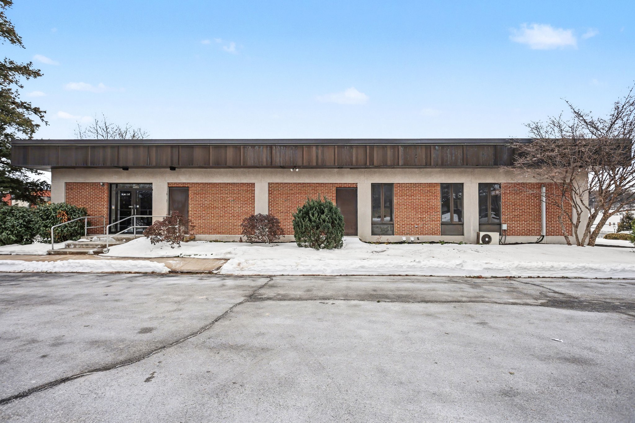 400 Nationwide Dr, Harrisburg, PA 17110