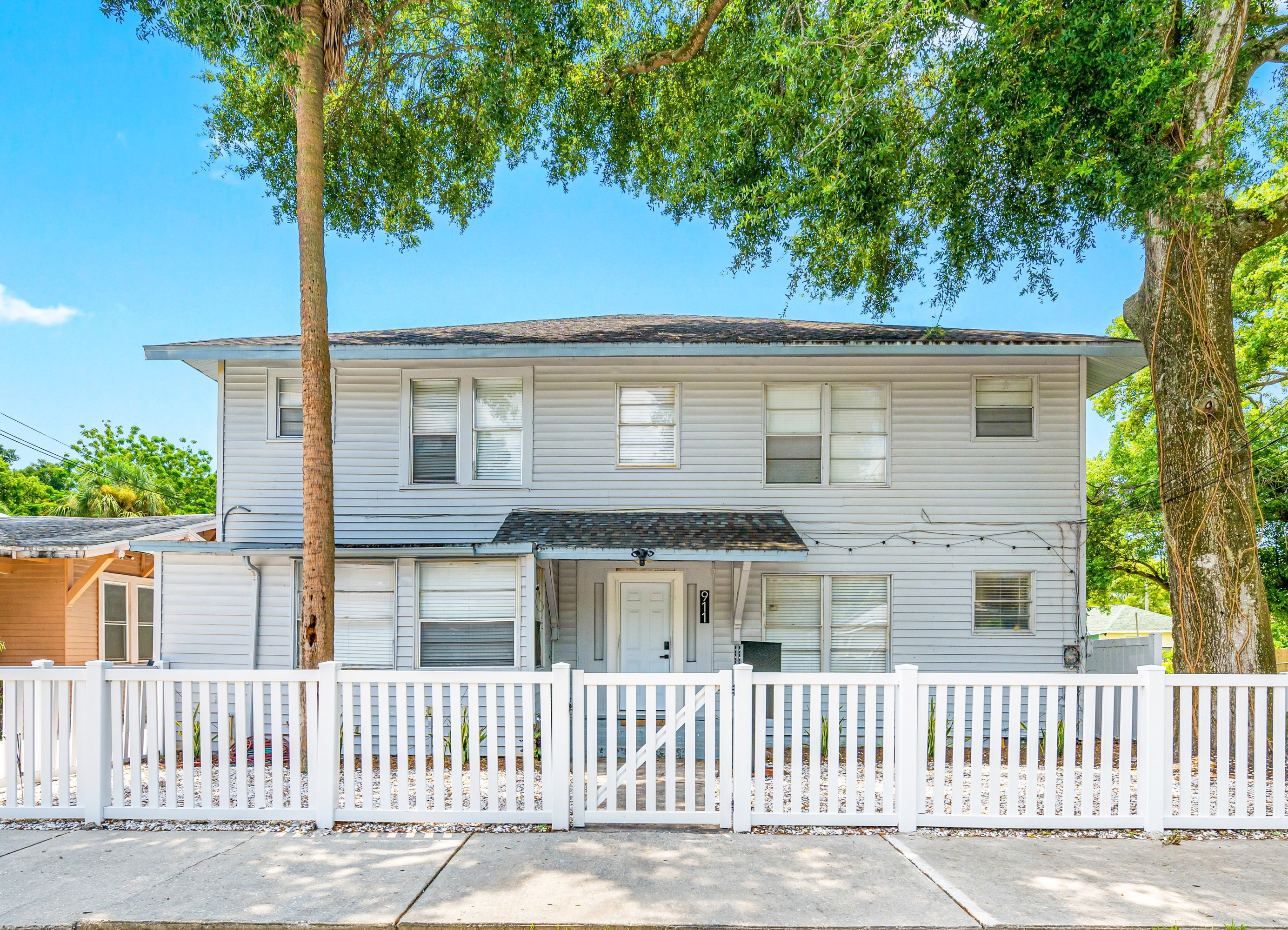 911 E 23Rd Ave, Tampa, FL 33605