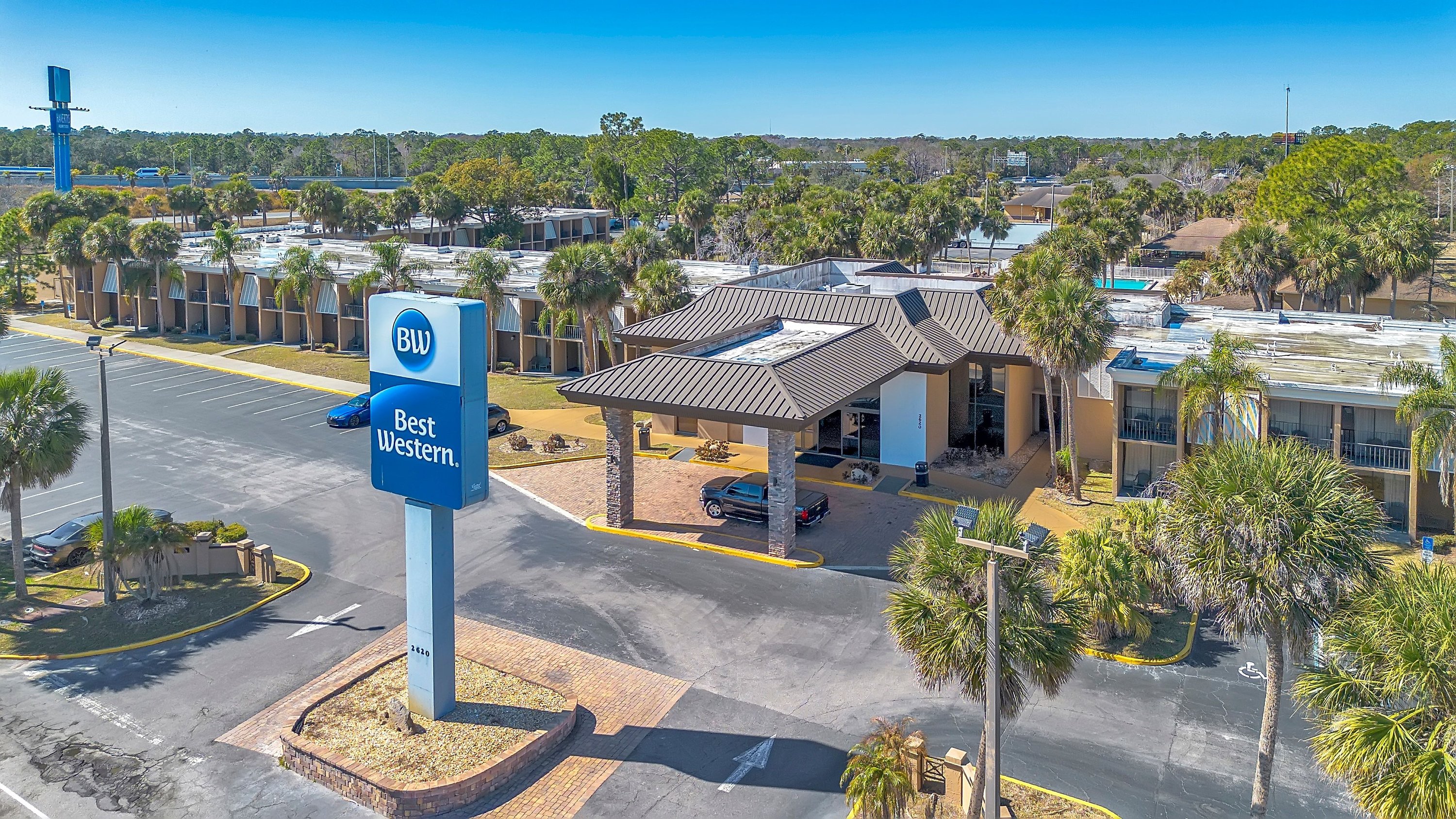 2620 W International Speedway Blvd, Daytona Beach, FL 32114
