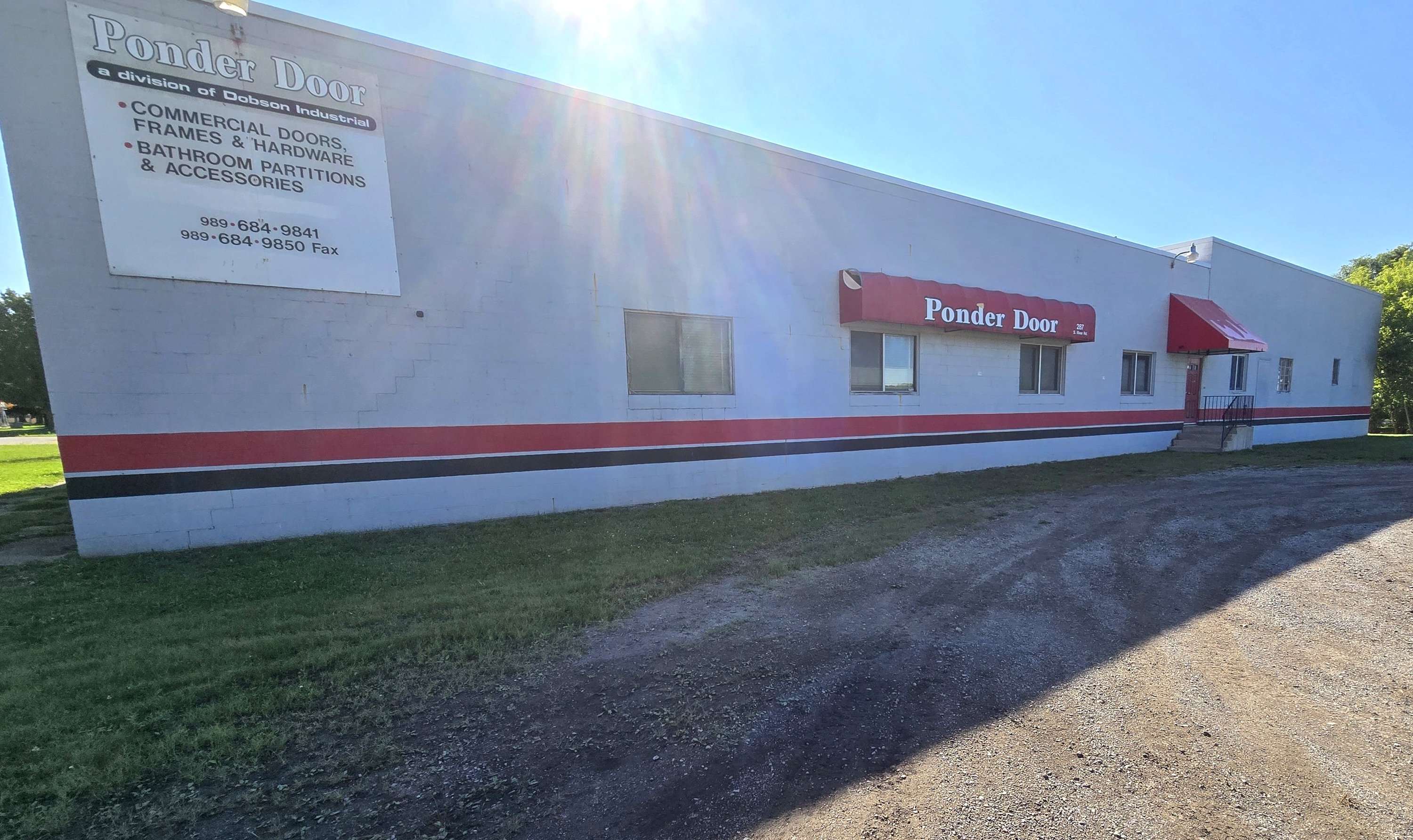 287 River Rd, Bay City, MI 48708