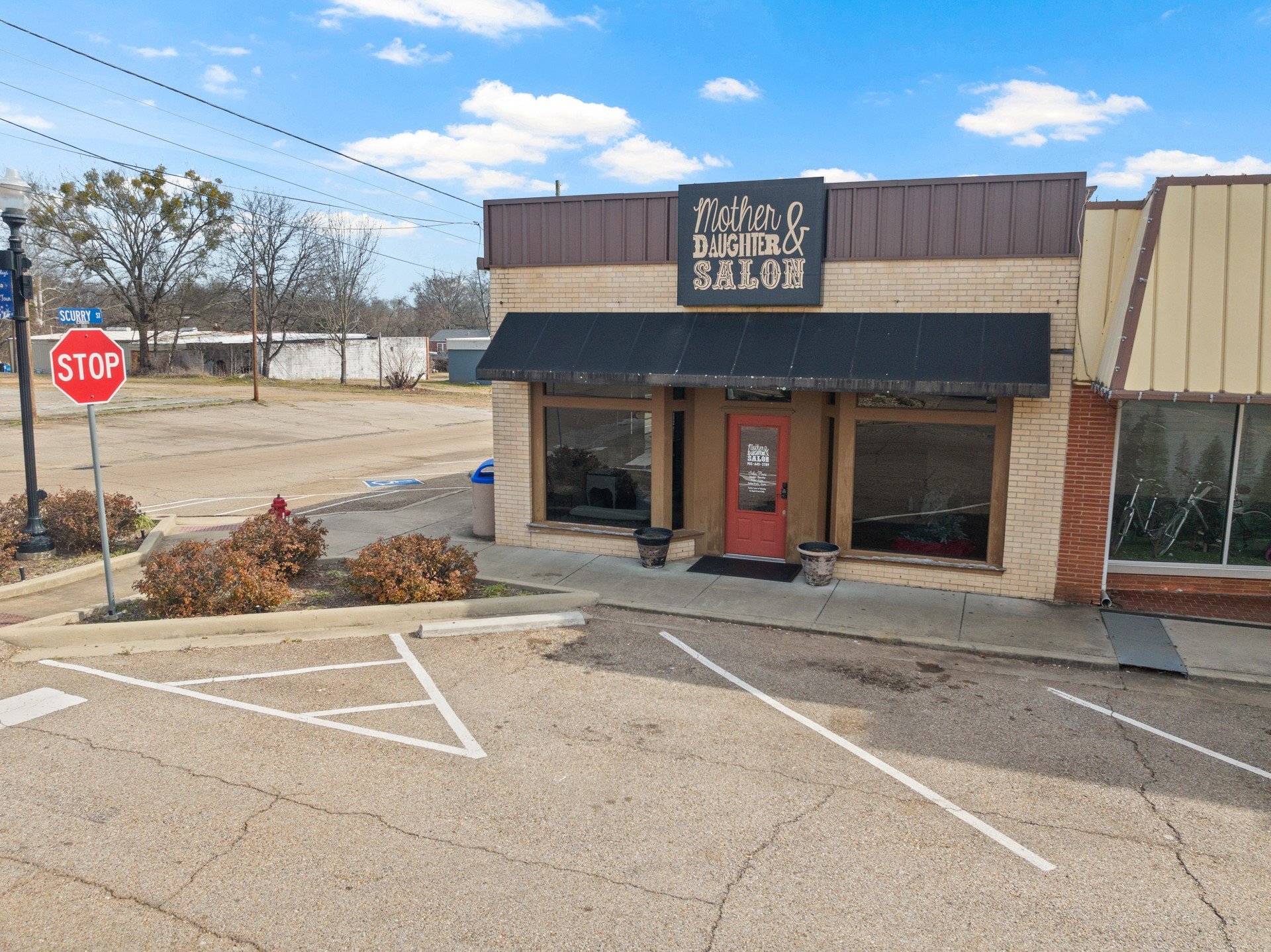 112 N Lamar St, Daingerfield, TX 75638