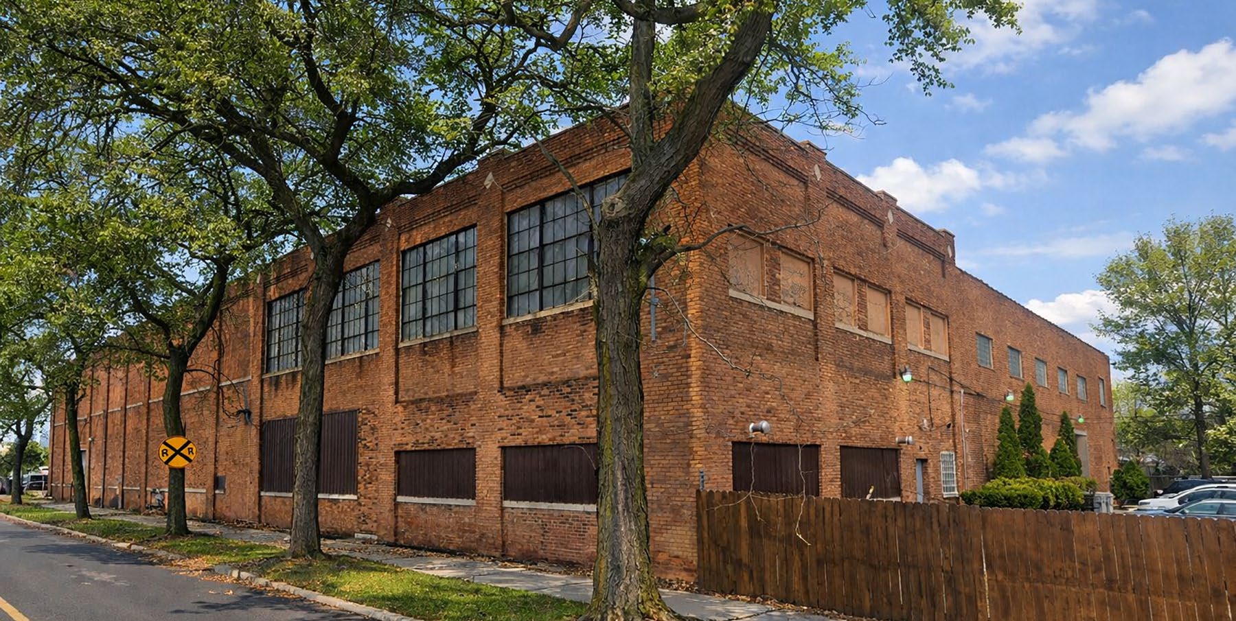 139 S Summit St, Detroit, MI 48209