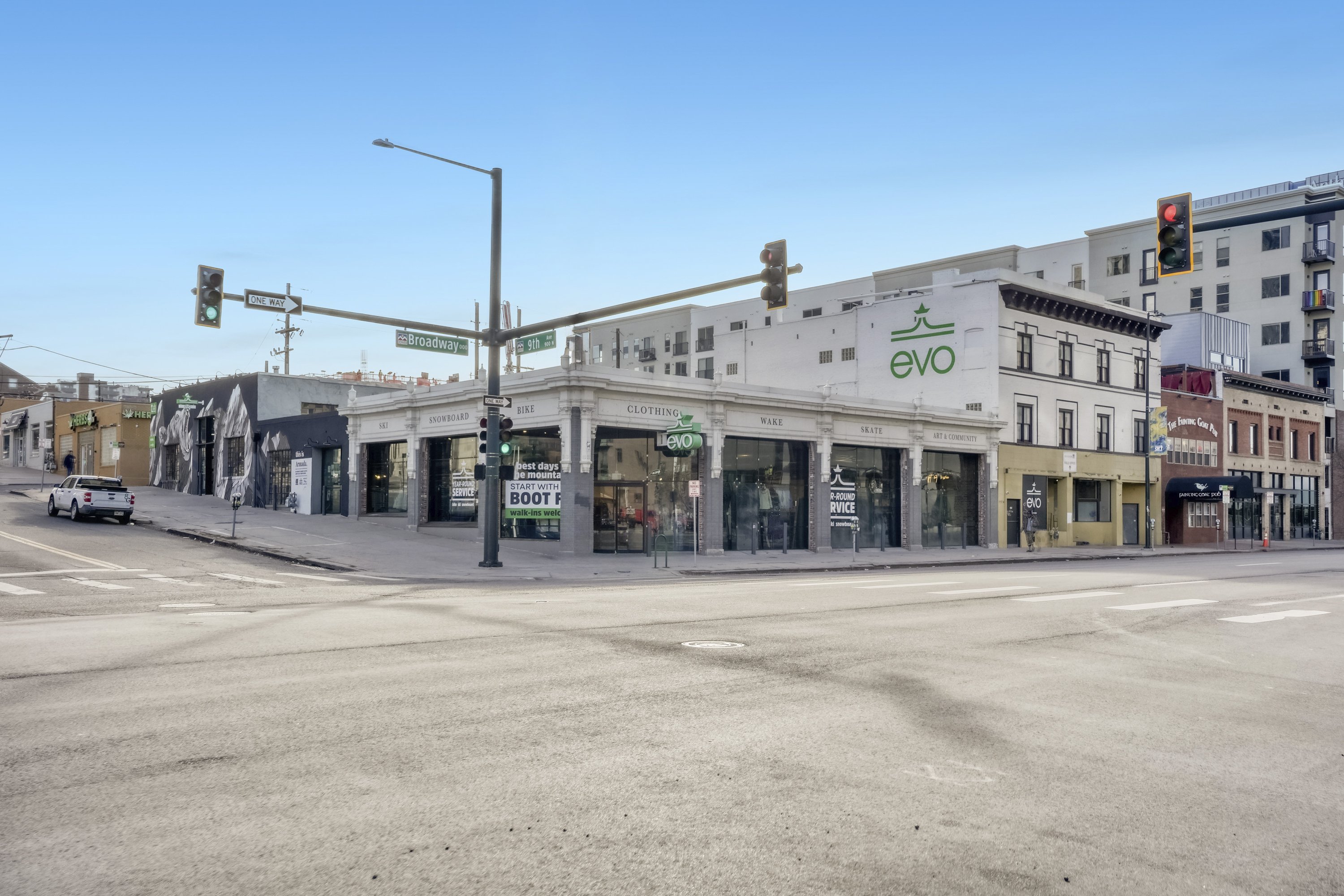 860 Broadway, Denver, CO 80203