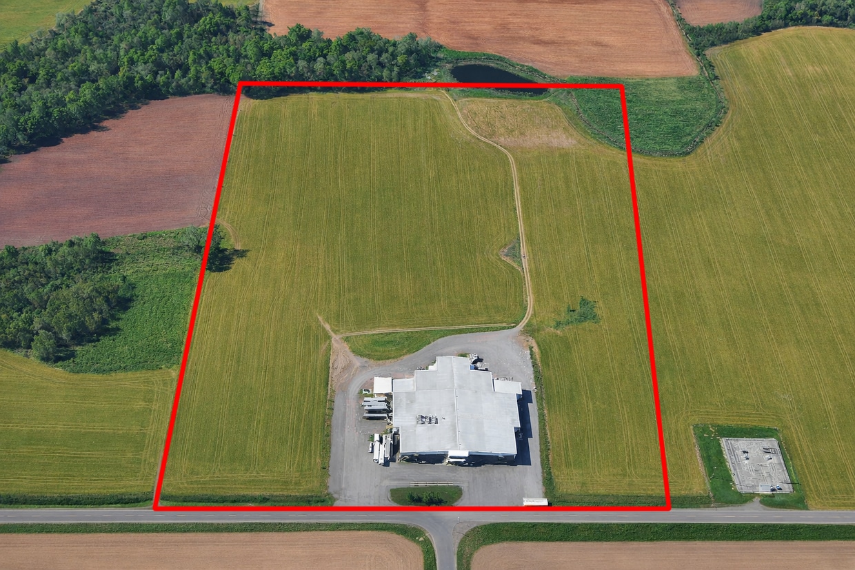 88 Cadbury Way, Holley, NY 14470