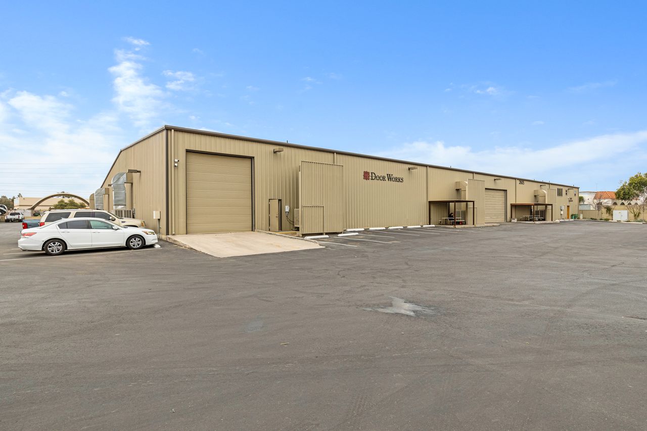 2605 W 1St St, Tempe, AZ 85281