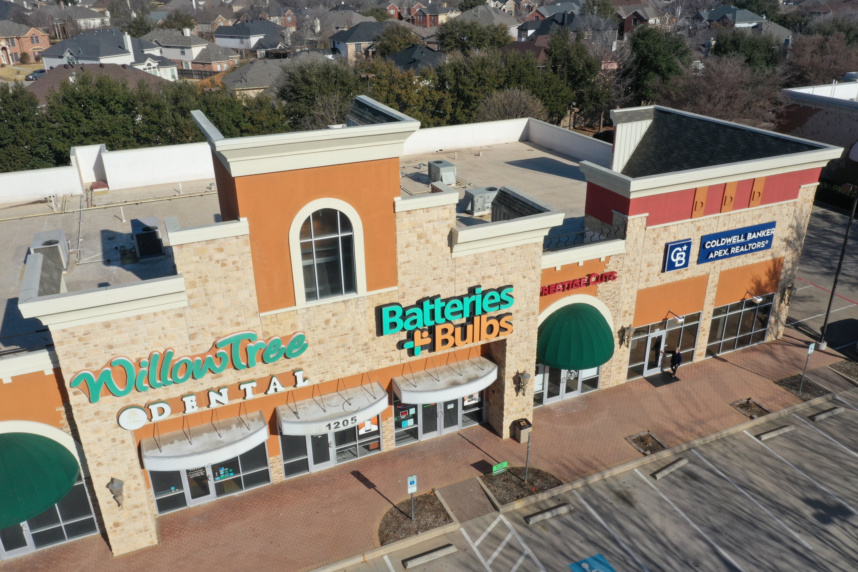 1205 E Debbie Ln, Mansfield, TX 76063